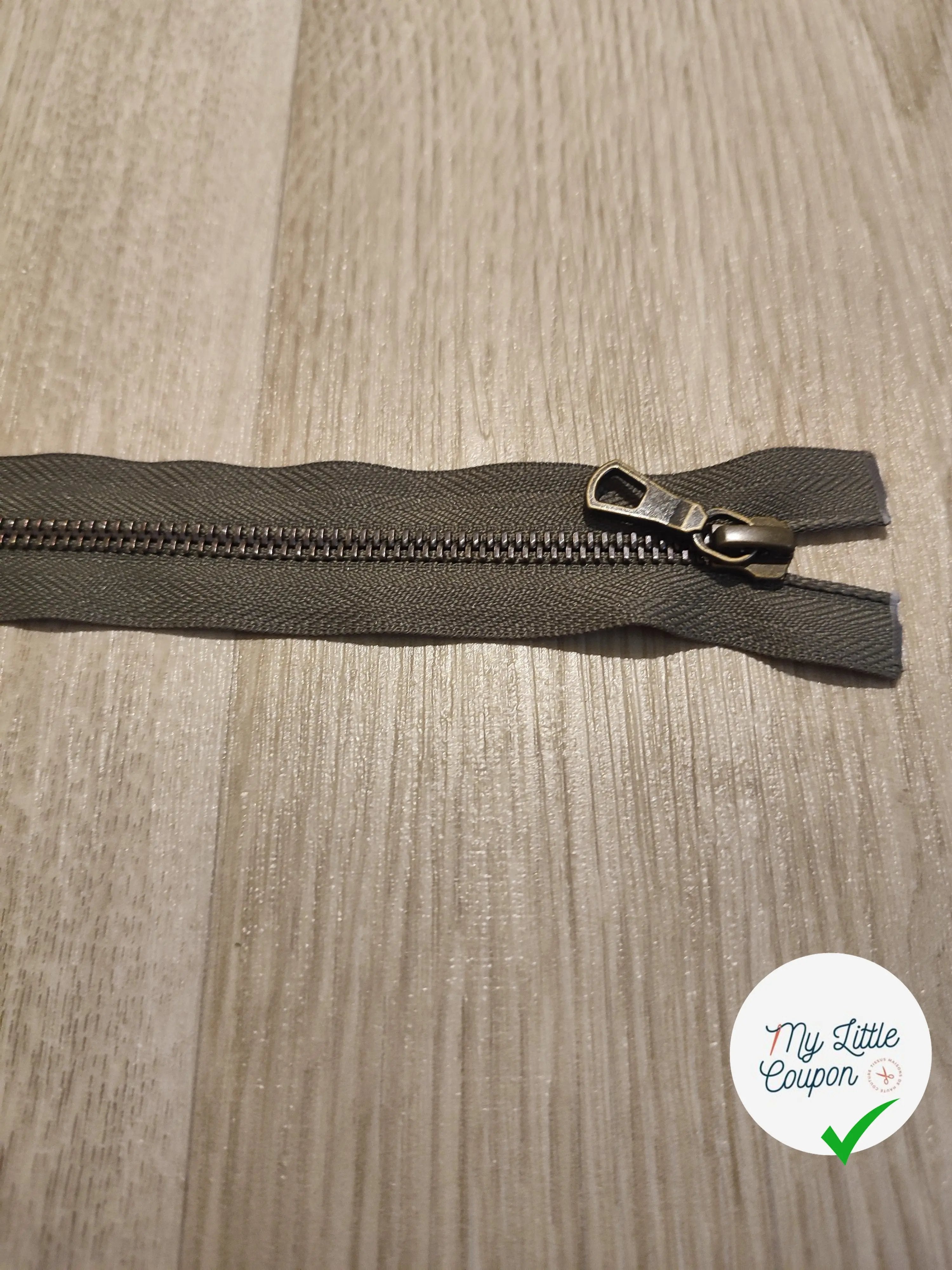 FERMETURE RIRI METAL SÉPARABLE 65CM BLEU CLAIR M6 - My Little Coupon