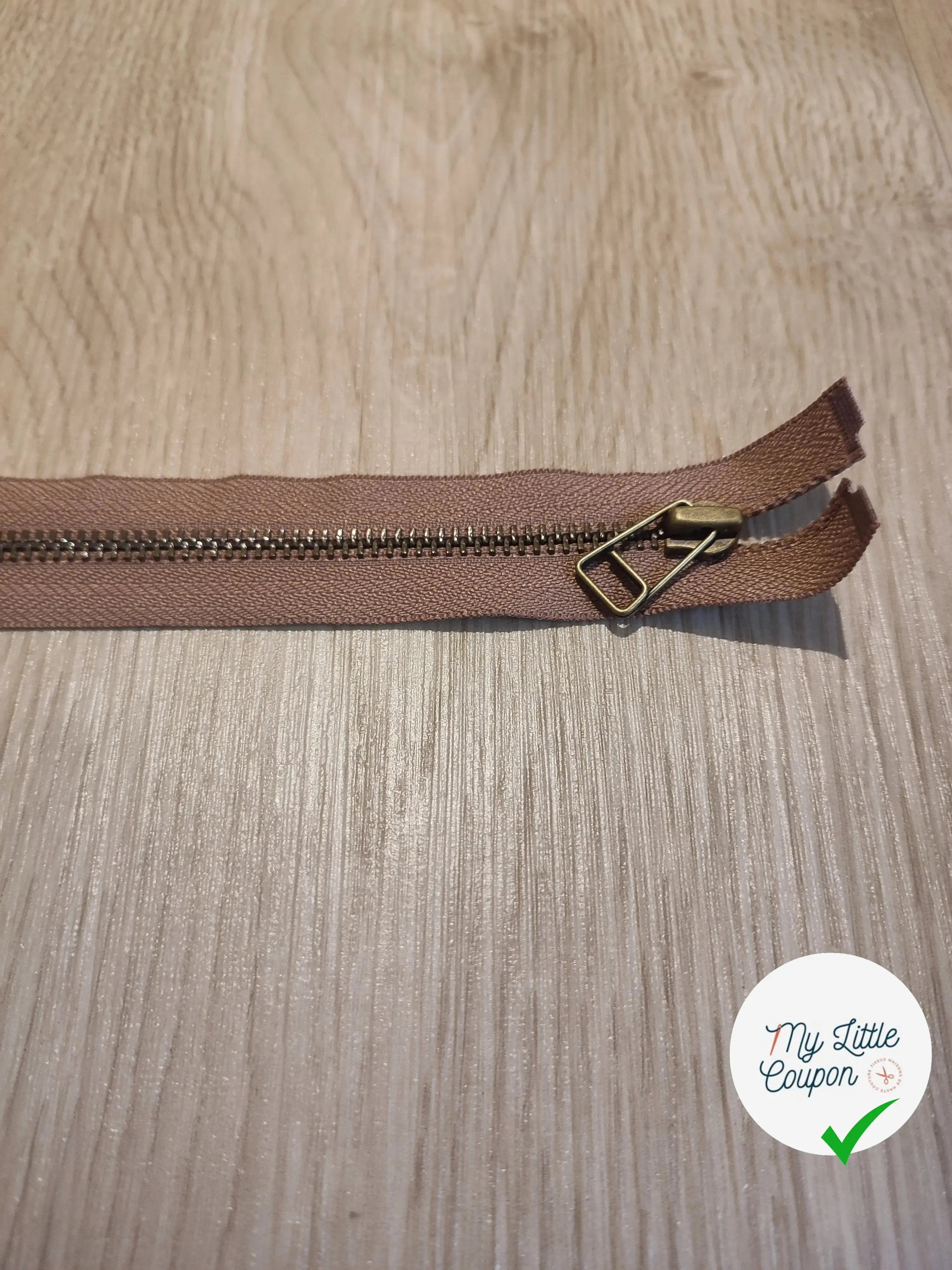 (Copie) FERMETURE RIRI METAL SÉPARABLE RÉVERSIBLE 90CM MARRON - My Little Coupon