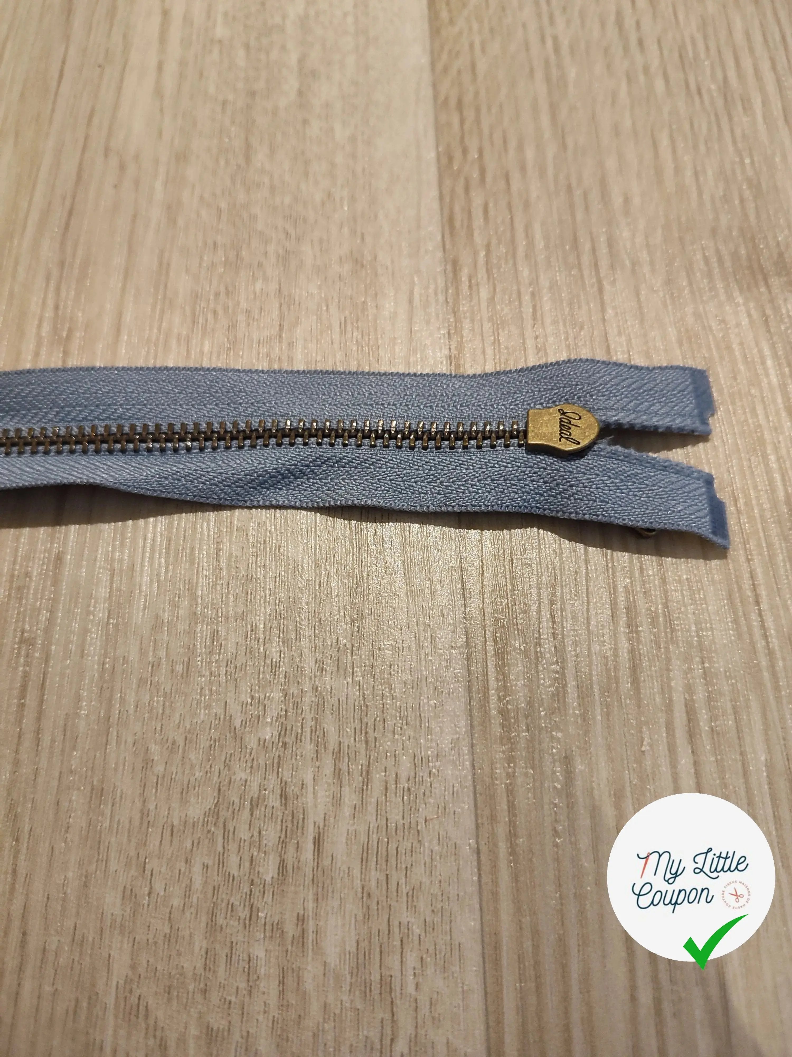 FERMETURE RIRI METAL SÉPARABLE 90CM BLEU CLAIR - My Little Coupon