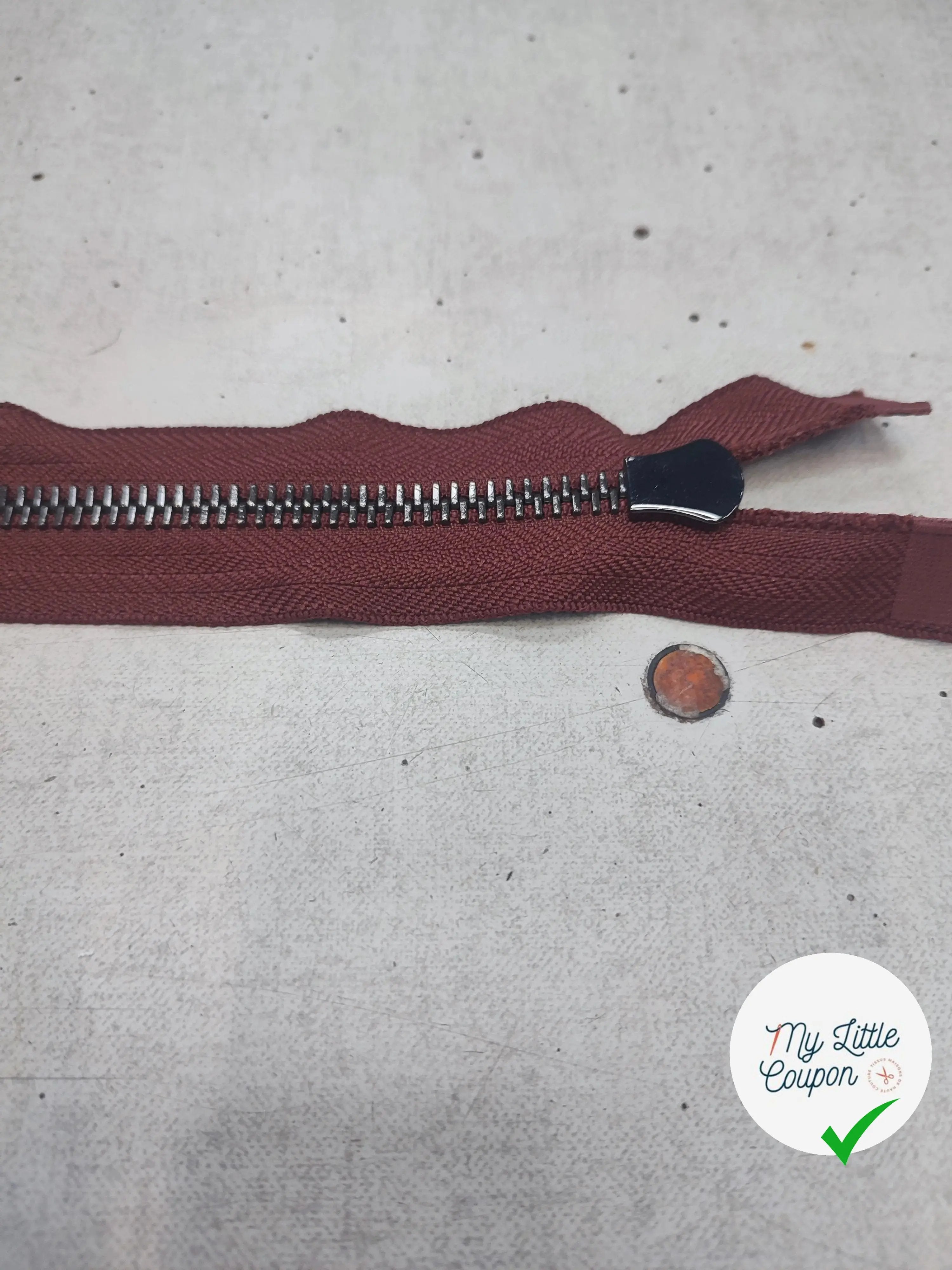 FERMETURE RIRI MÉTAL SÉPARABLE 60CM MARRON FONCÉ - My Little Coupon