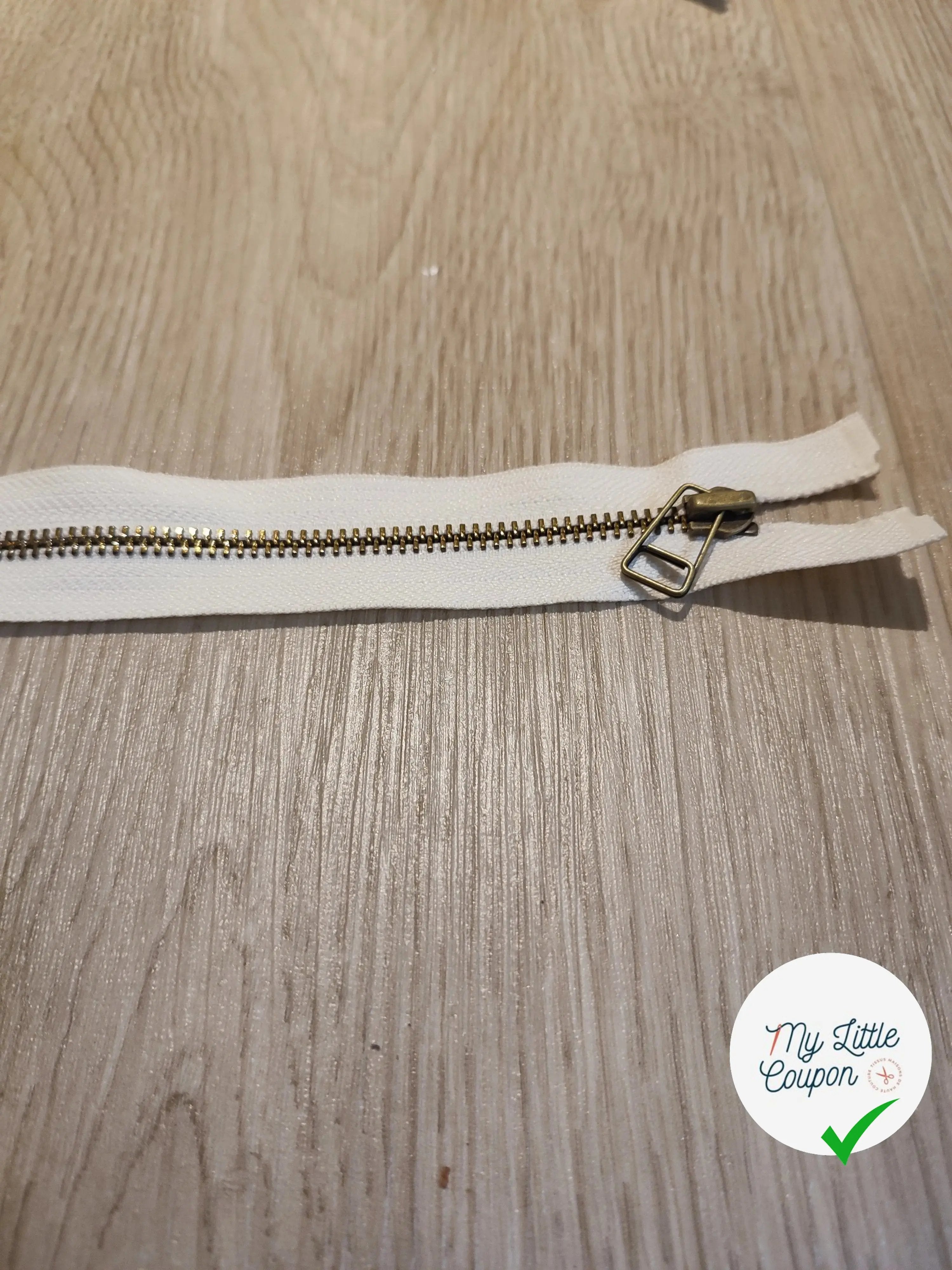 (Copie) FERMETURE RIRI METAL SÉPARABLE 90CM MARRON - My Little Coupon