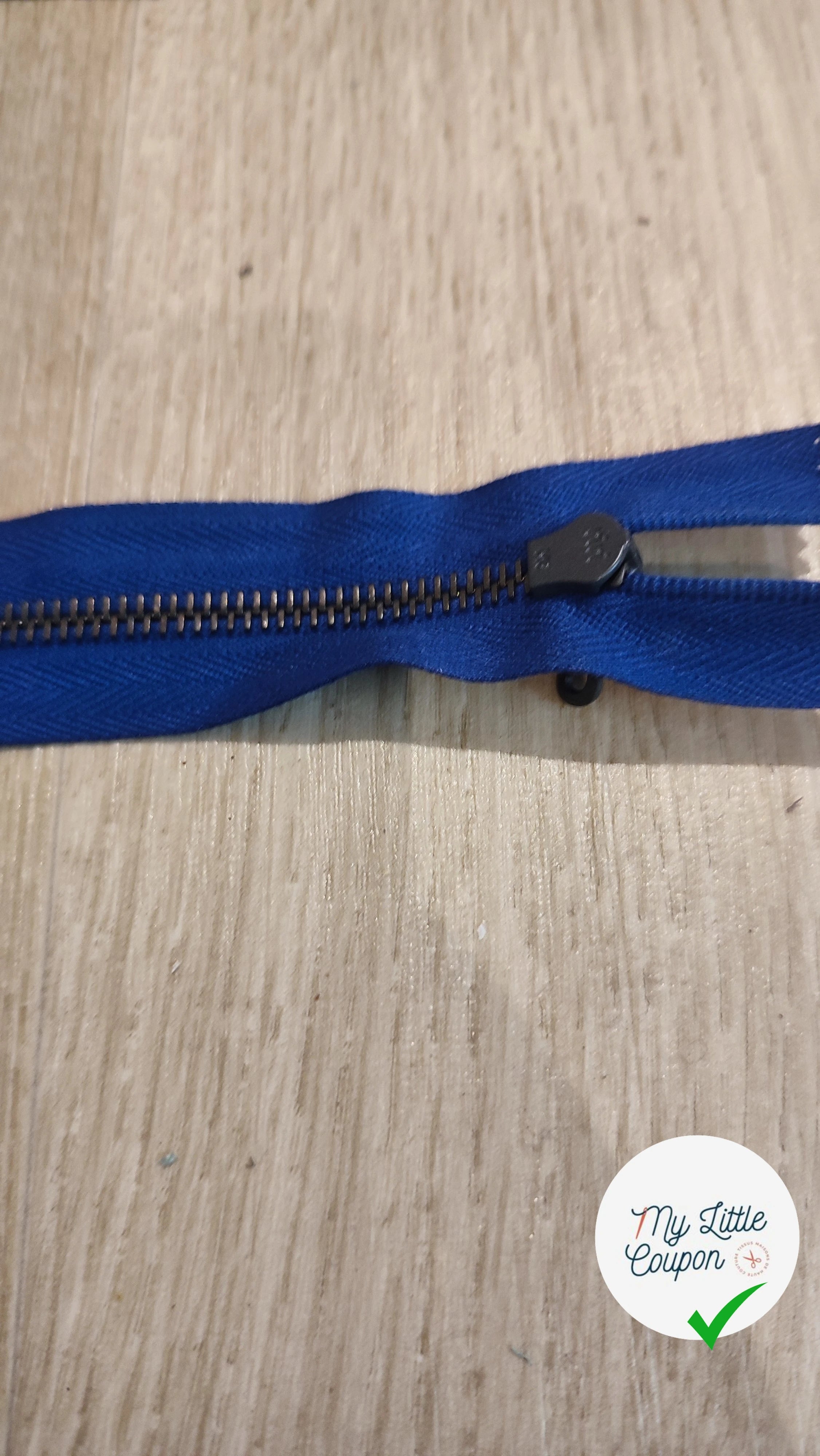 FERMETURE RIRI MÉTAL SÉPARABLE 90CM BLEU FONCÉ M6 - My Little Coupon