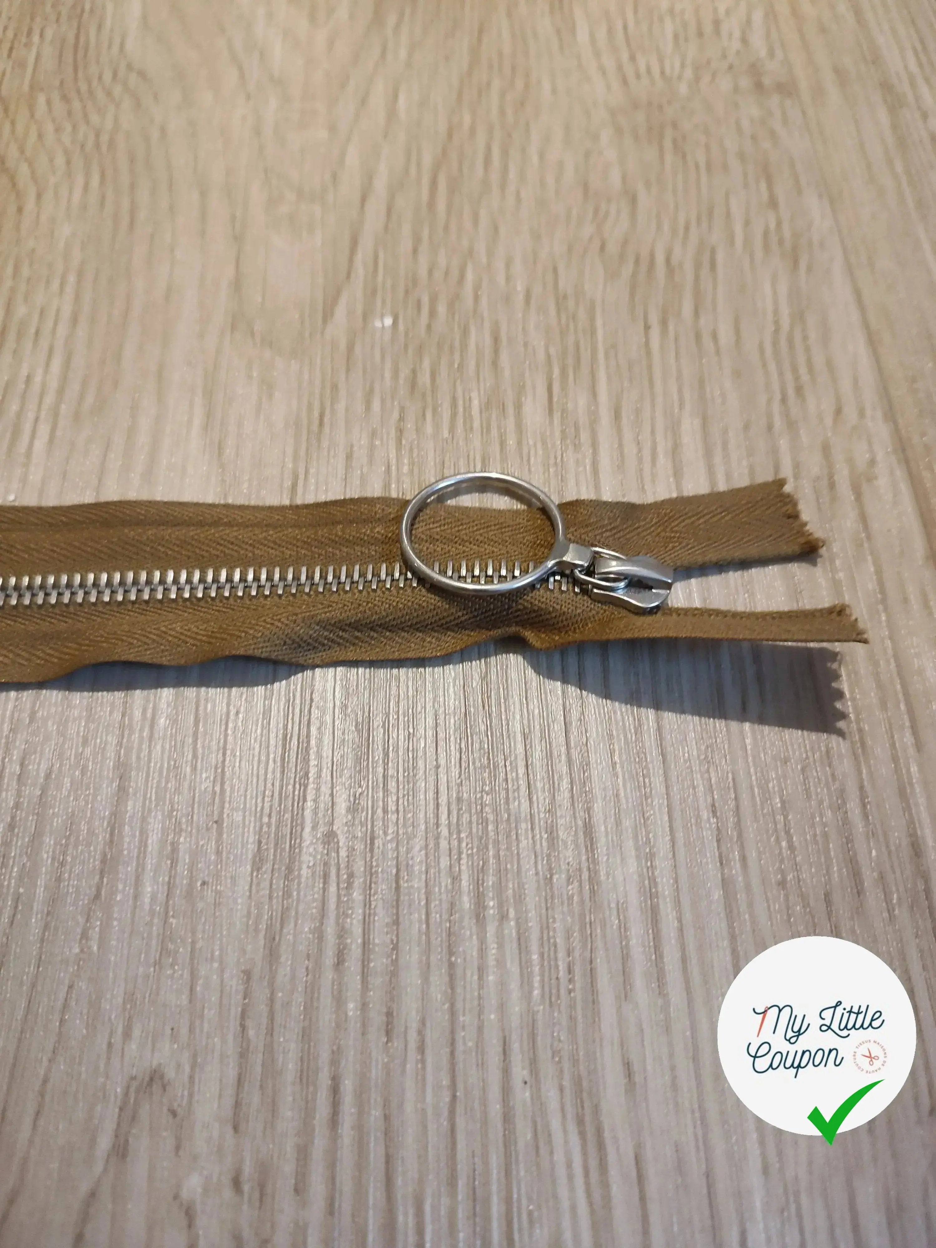 FERMETURE RIRI METAL NON SÉPARABLE 35CM MARRON CAFÉ M6 - My Little Coupon