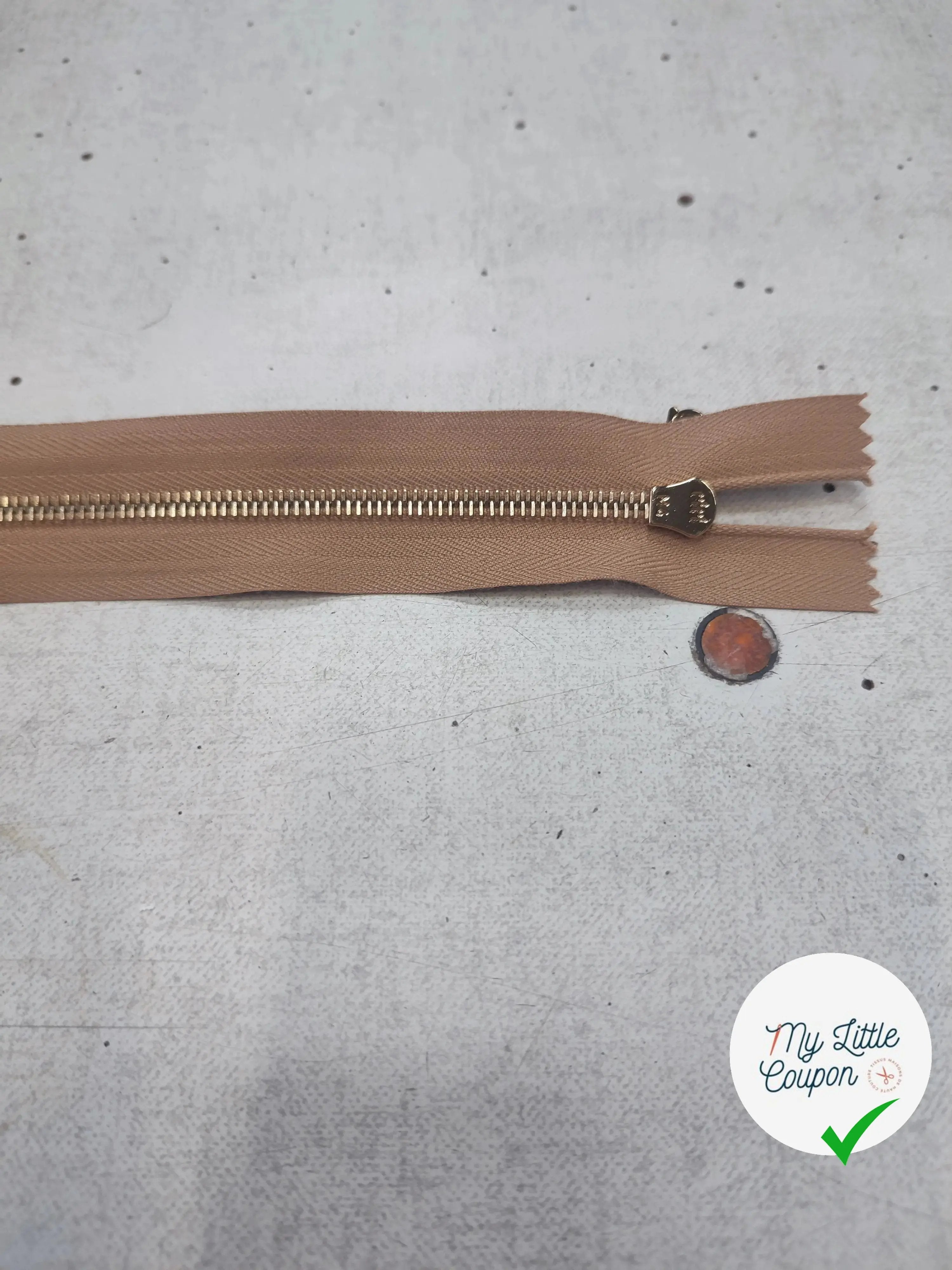 FERMETURE RIRI MÉTAL SÉPARABLE 60CM MARRON FONCÉ - My Little Coupon
