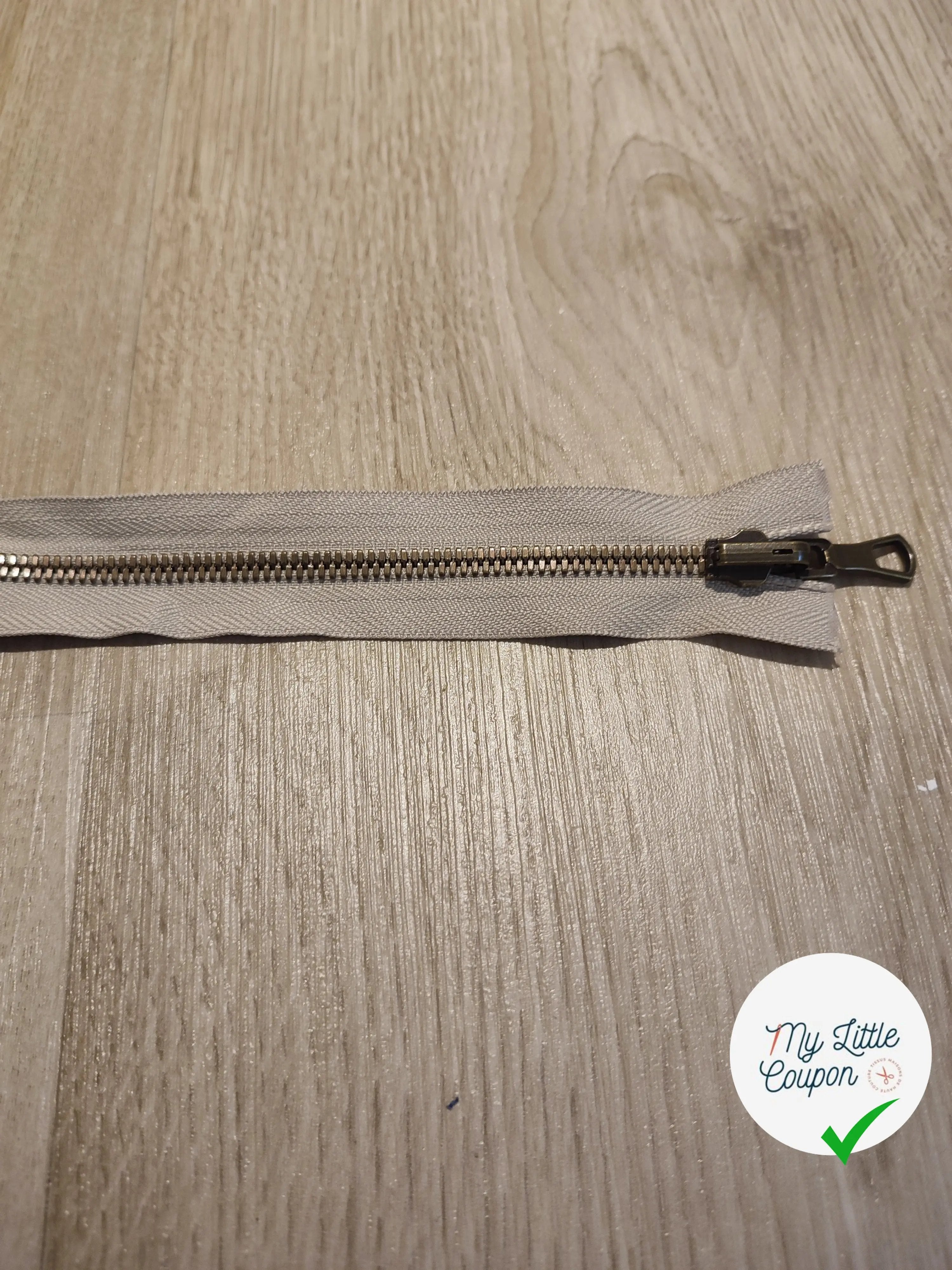 FERMETURE RIRI METAL SEPARABLE DOUBLE CHEMINS RÉVERSIBLE 70CM BEIGE - My Little Coupon