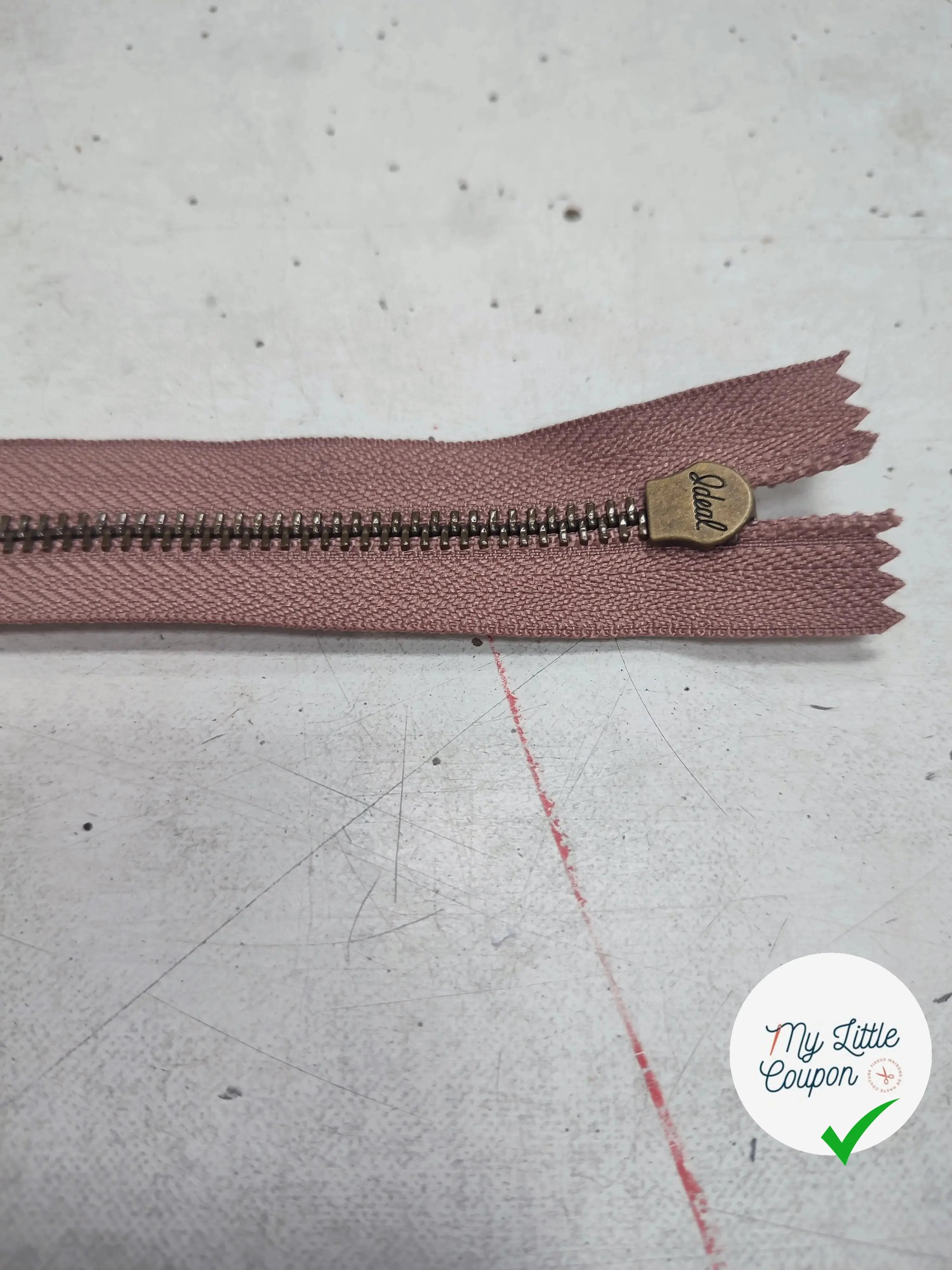 FERMETURE RIRI METAL NON SÉPARABLE 25CM MARRON CLAIR - My Little Coupon