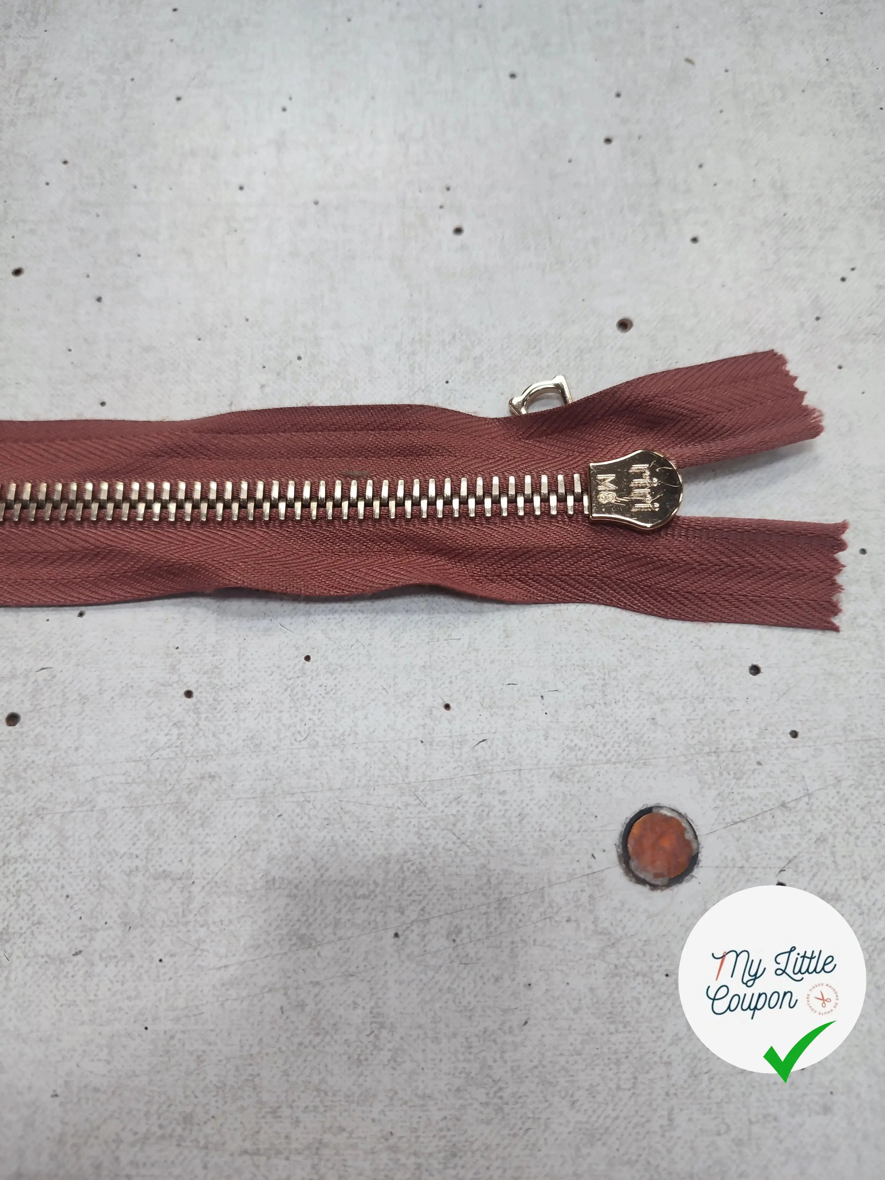 FERMETURE RIRI METAL NON SÉPARABLE 20CM MARRON BORDEAUX M8 - My Little Coupon