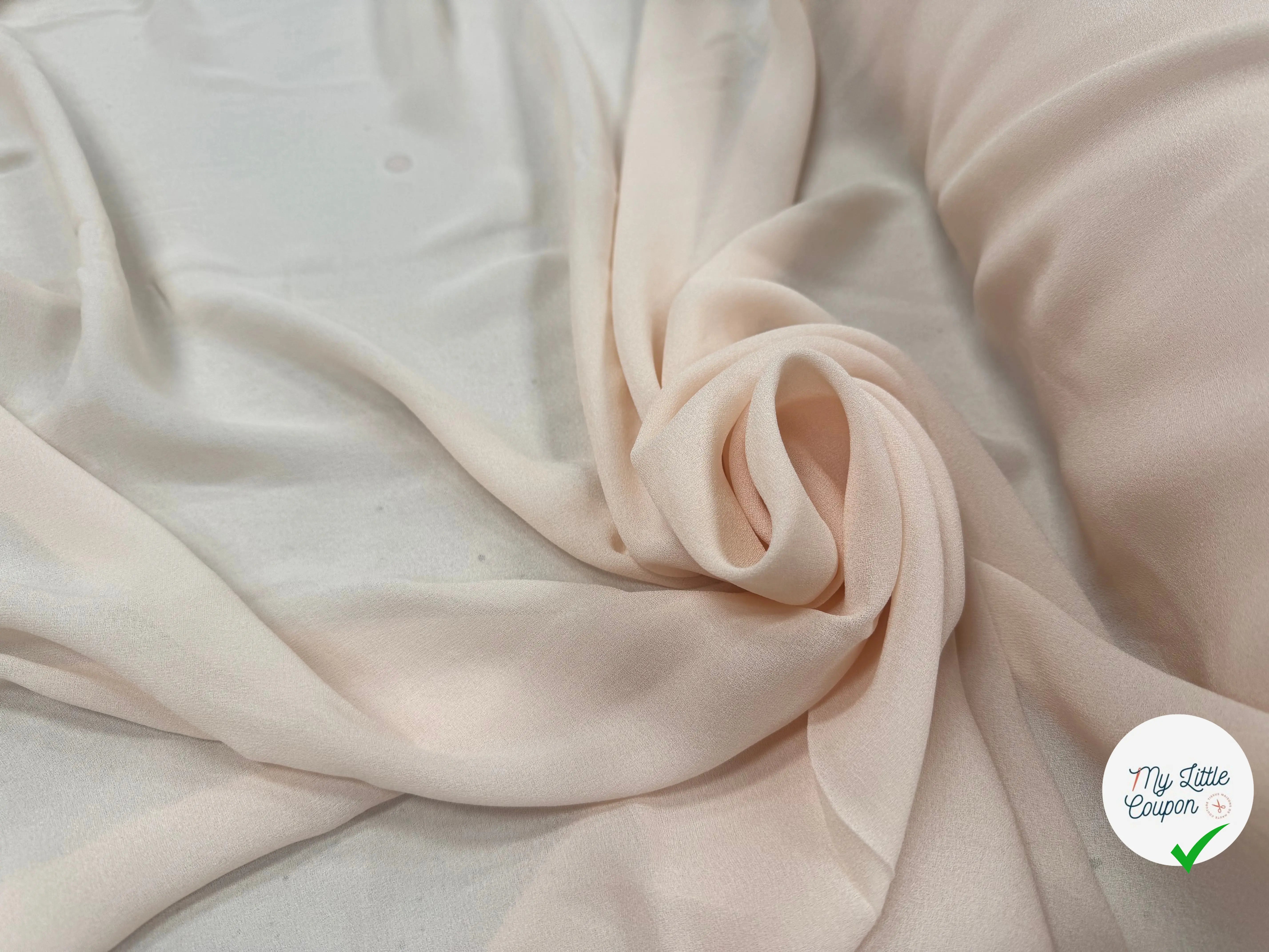 FINE SHEER CRÊPE 100 % VISCOSE , Pansy Pink - My Little Coupon