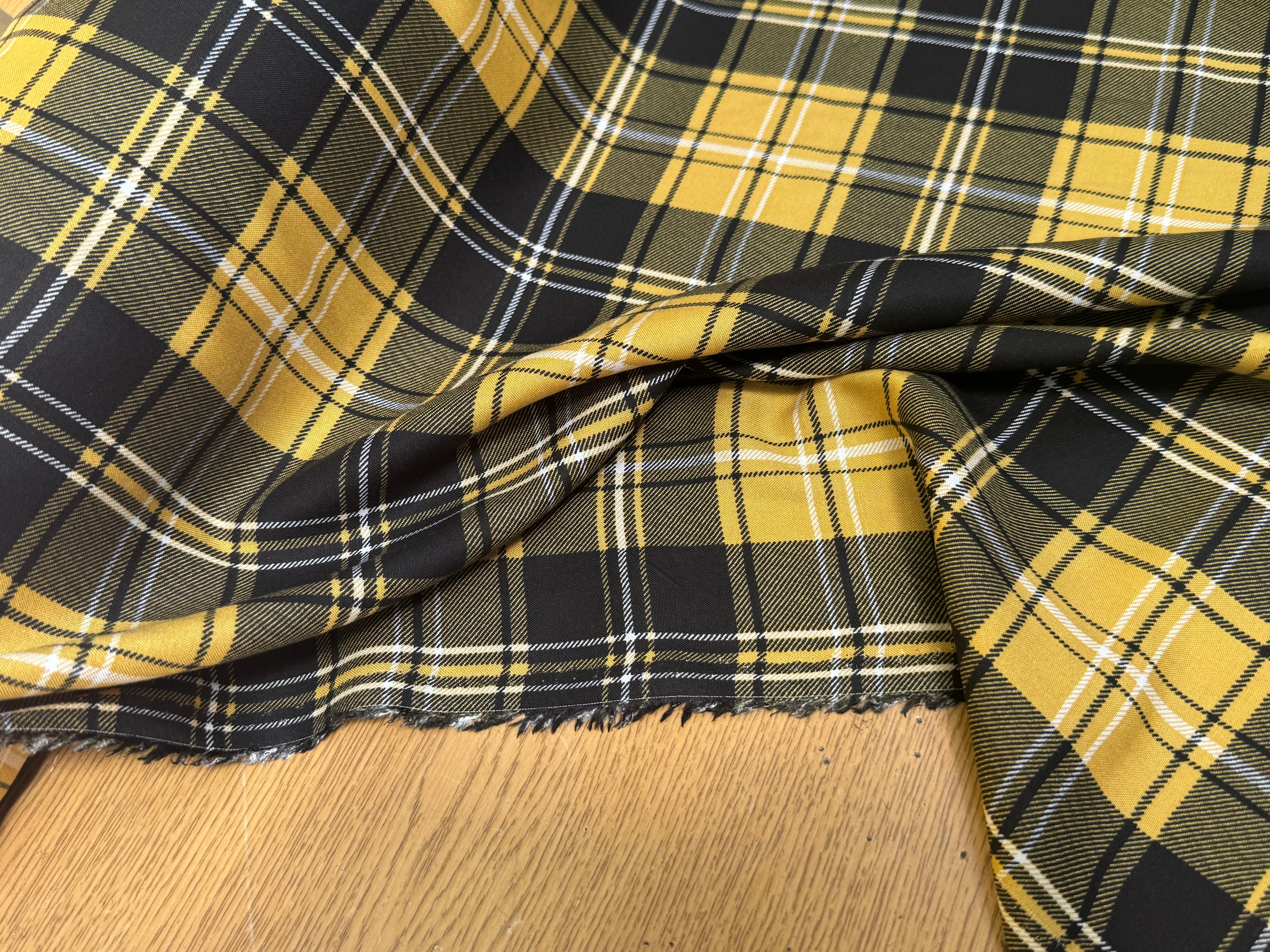 FLANELLE VISCOSE TARTAN JAUNE NOIR - My Little Coupon
