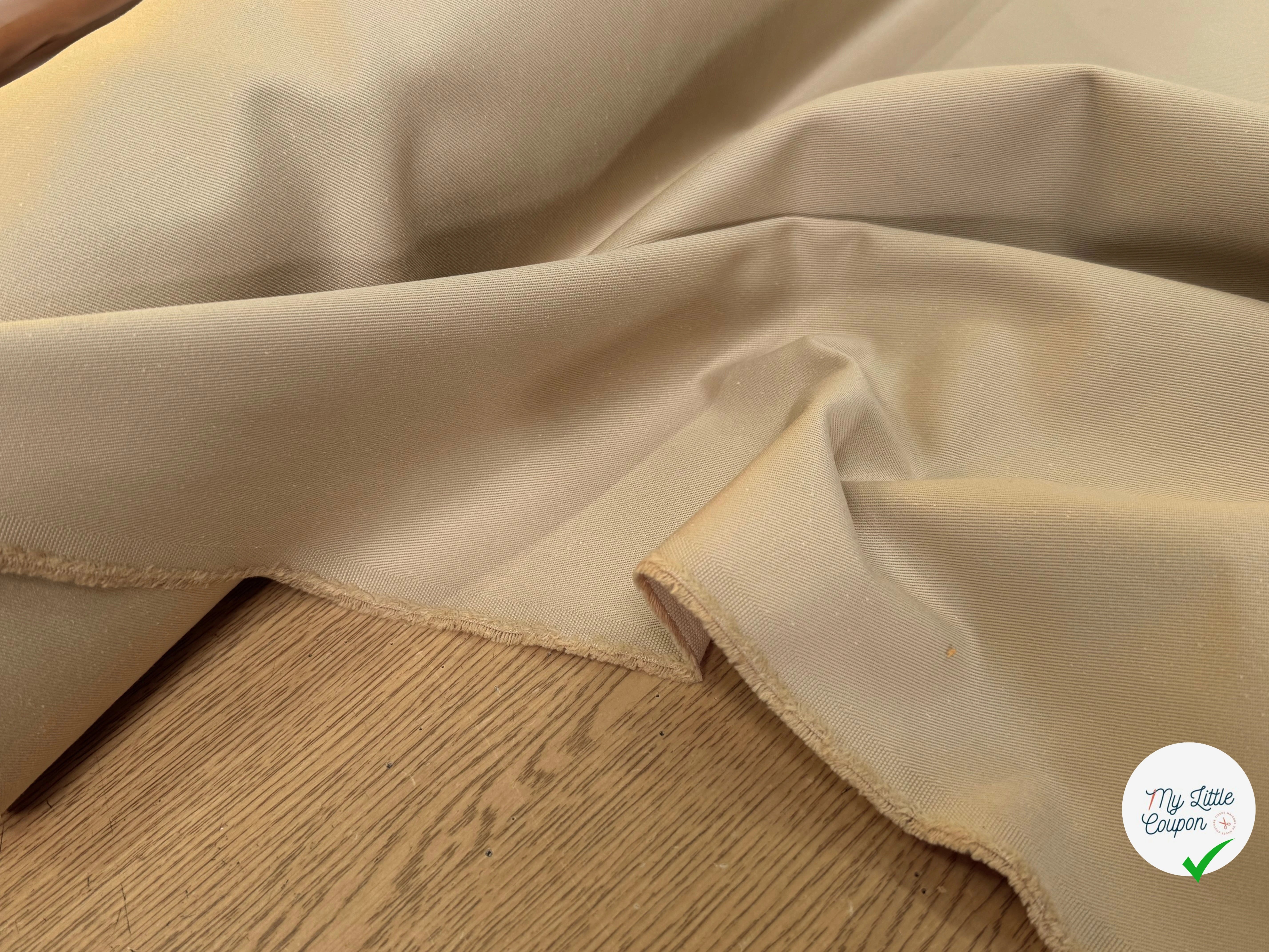 GABARDINE DE COTON LÉGÈREMENT SERGÉE TRÈS BELLE TENUE BEIGE FONCÉ - My Little Coupon