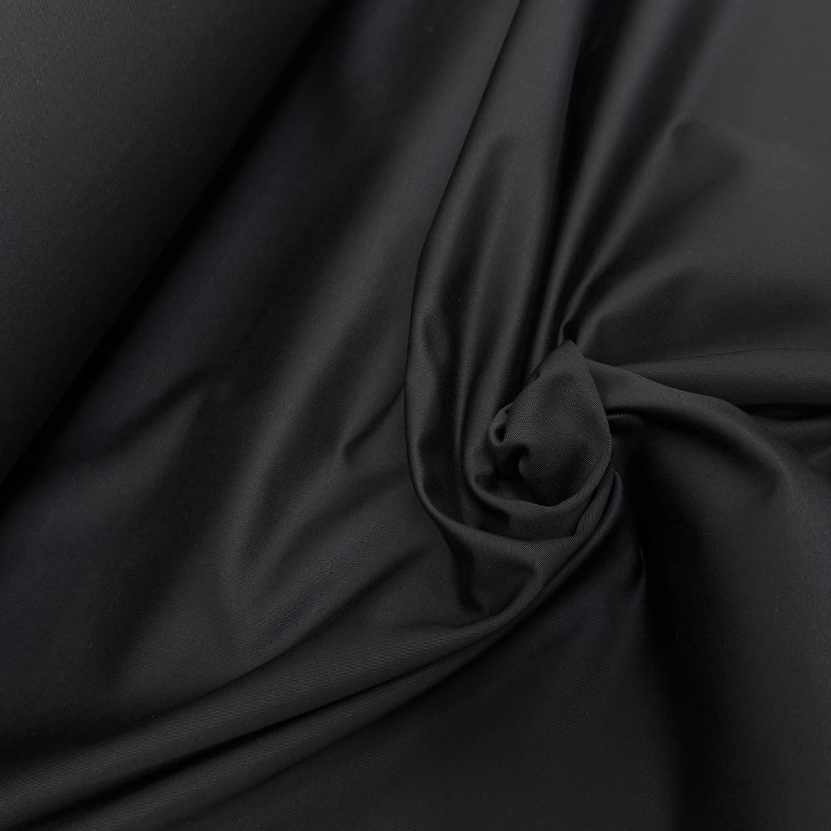 GABARDINE DE COTON LOURDE SATINÉE TENUE REMARQUABLE NOIR - My Little Coupon