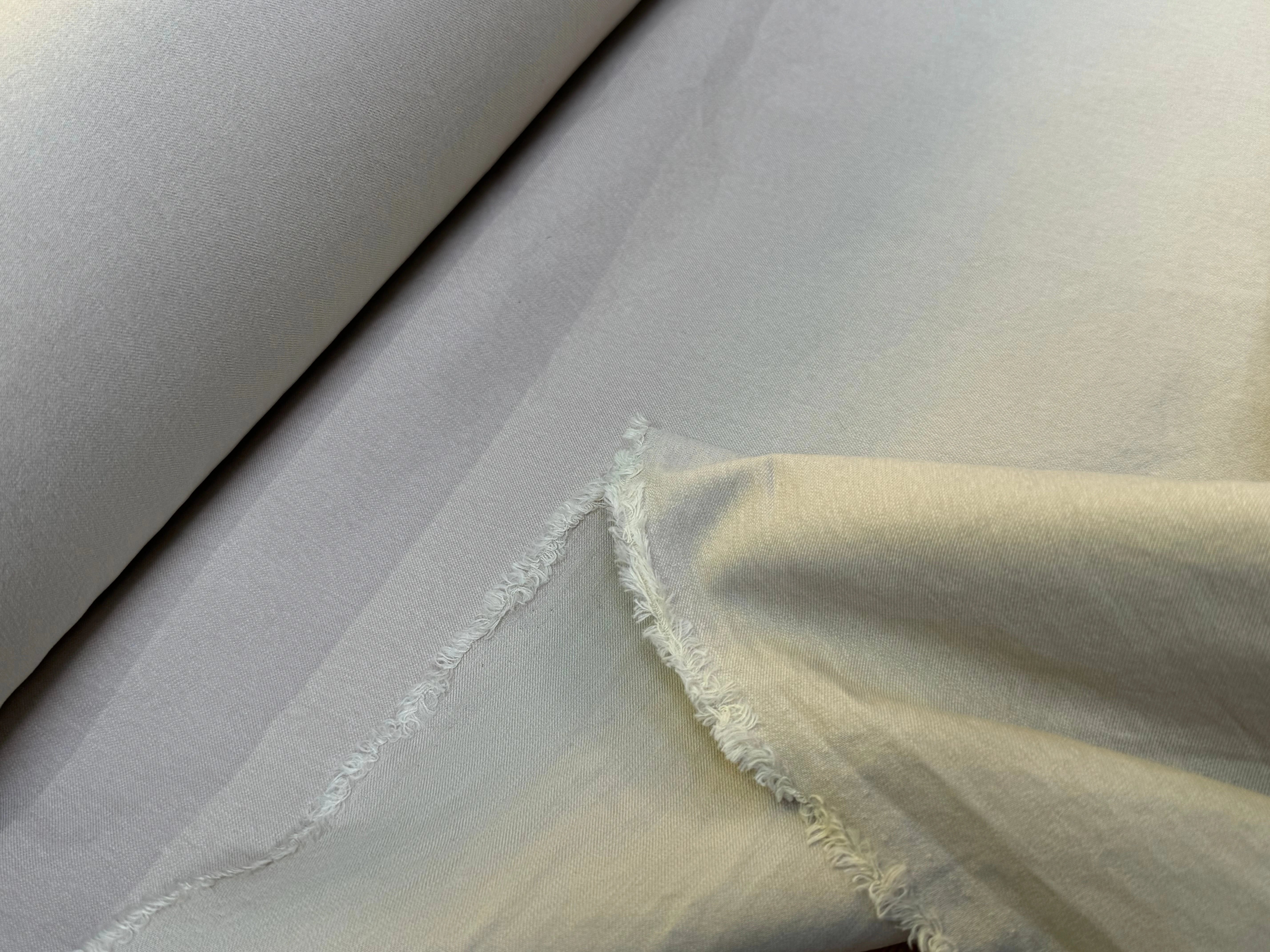 GABARDINE DE COTON QUALITÉ COUTURE BEIGE ÉCRU - My Little Coupon