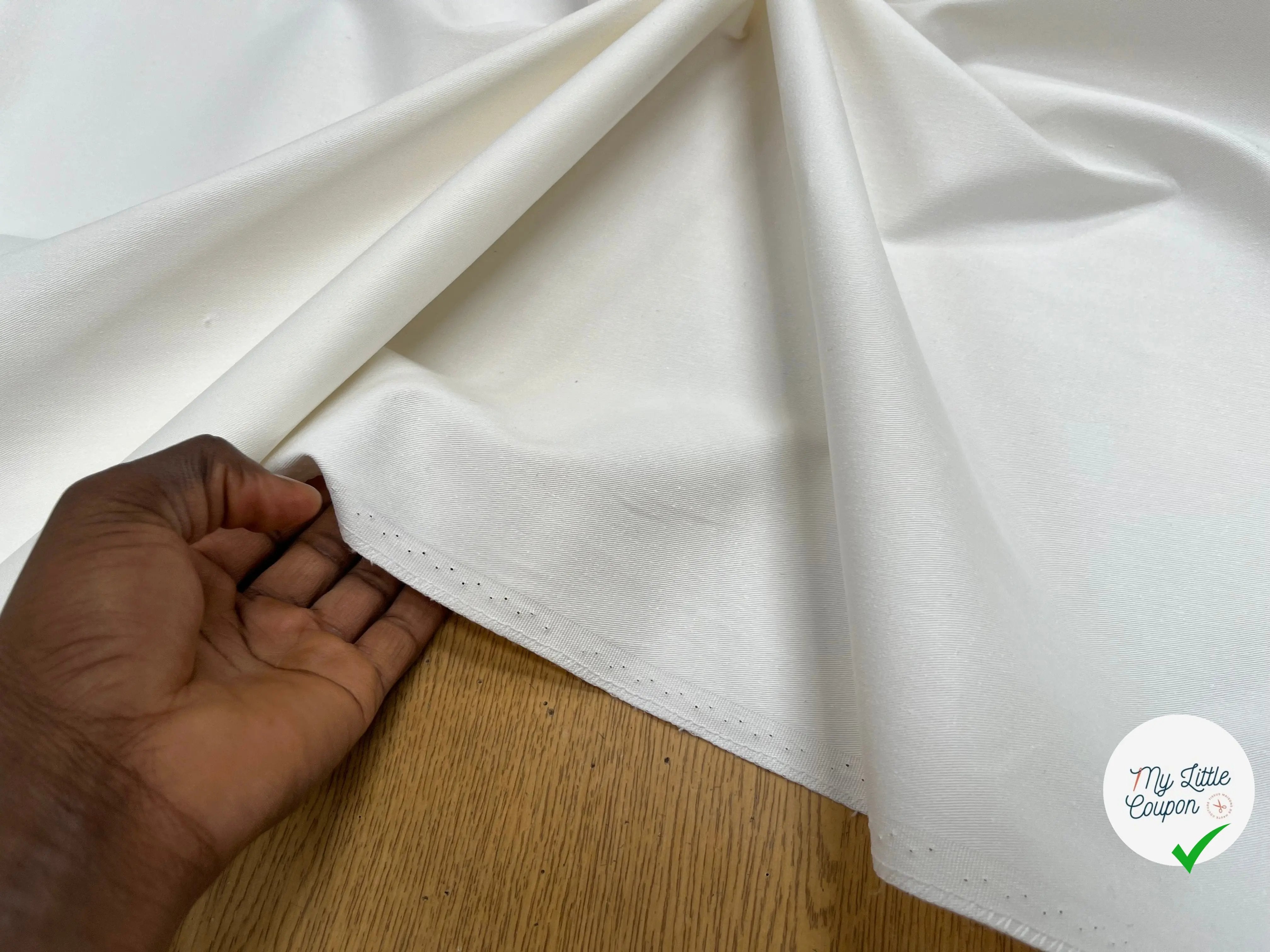 GABARDINE DE COTON STRECH BLANC CASSÉ - My Little Coupon