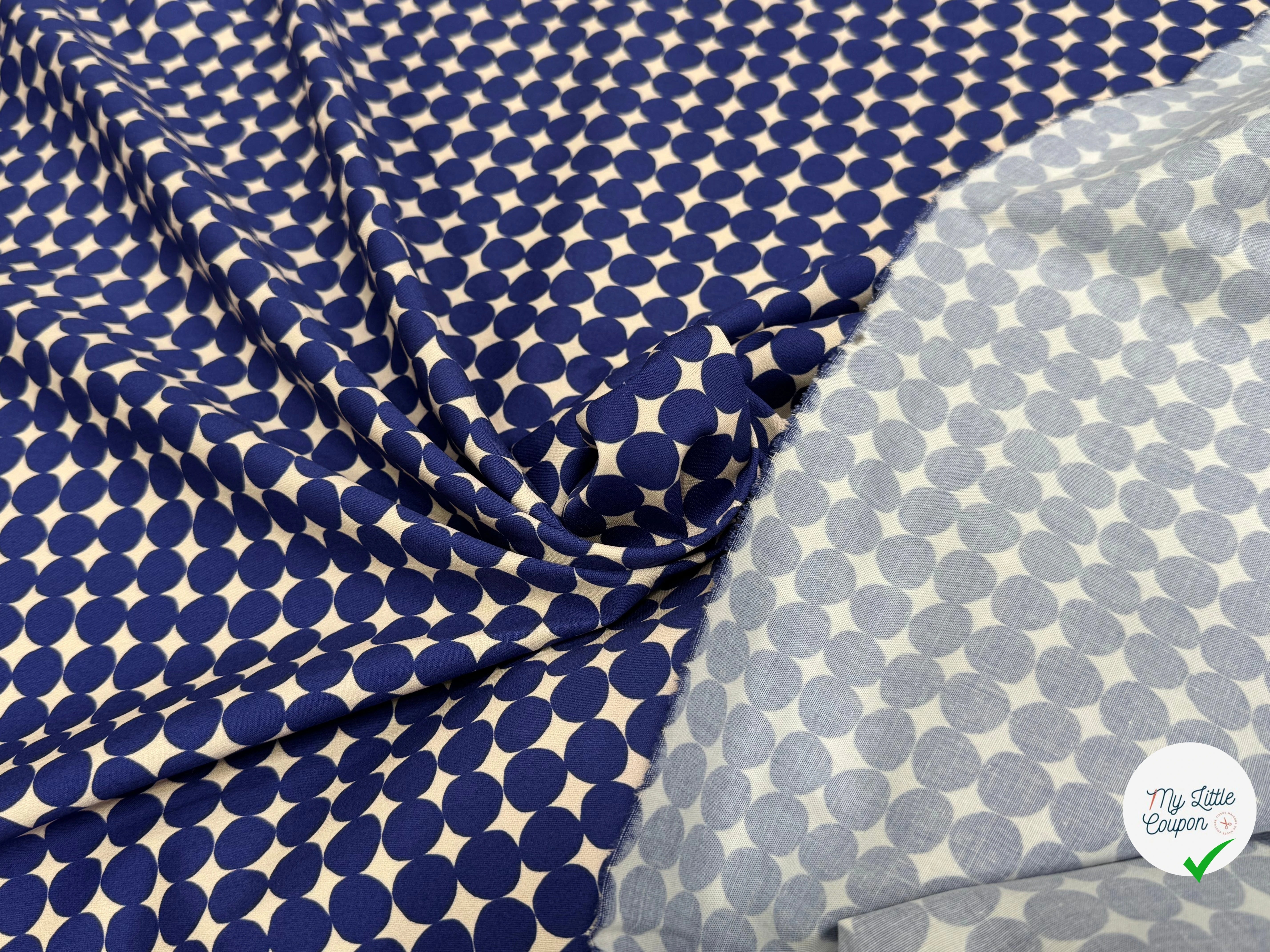 GABARDINE DE COTON STRETCH IMPRIMÉE POIS ARTEMIDE ROND BLEU - My Little Coupon