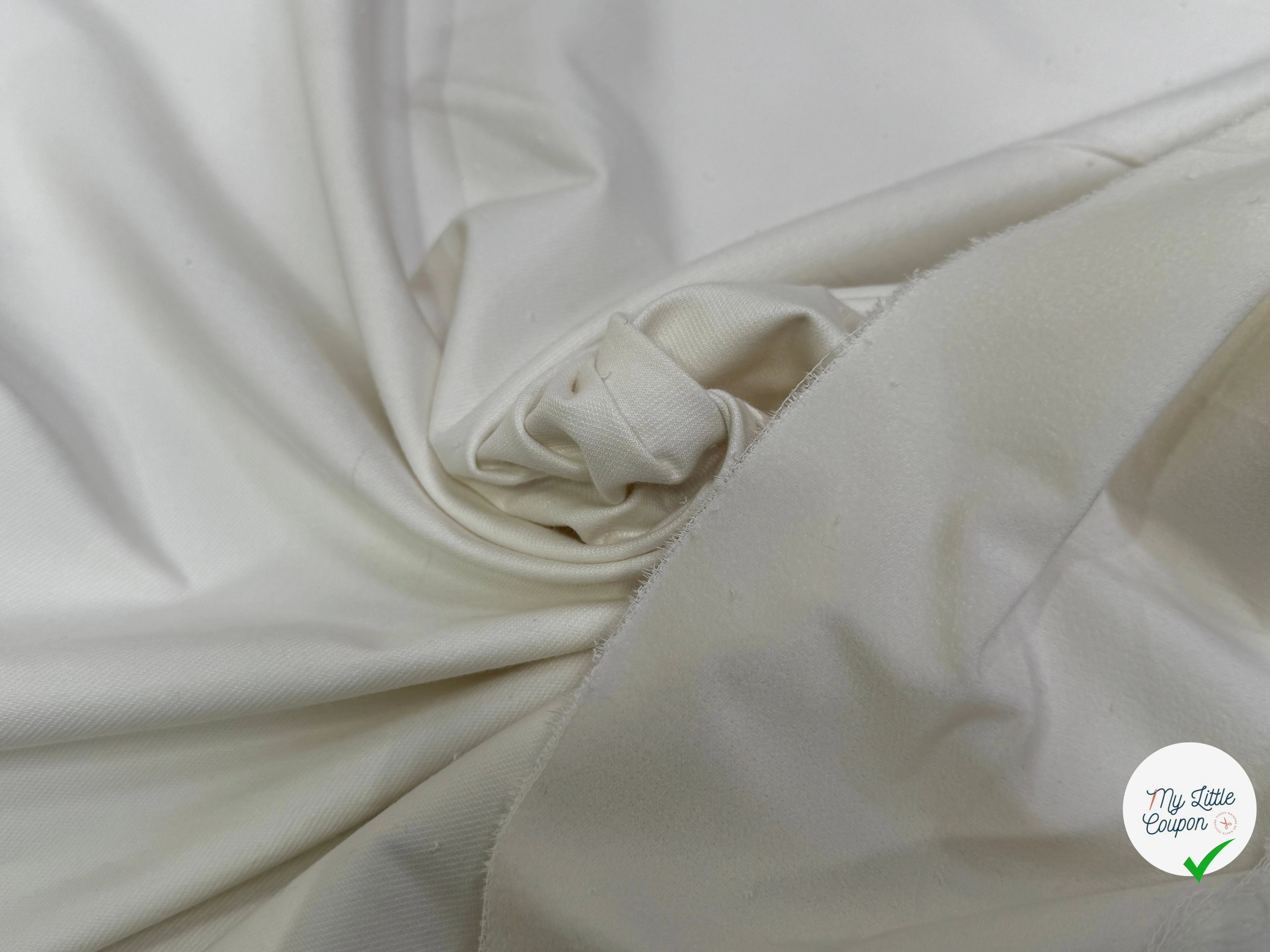 GABARDINE DE COTON ULTRA STRETCH EFFET NID D'ABEILLE ENDROIT DUVETEUX BLANC CASSÉ - My Little Coupon