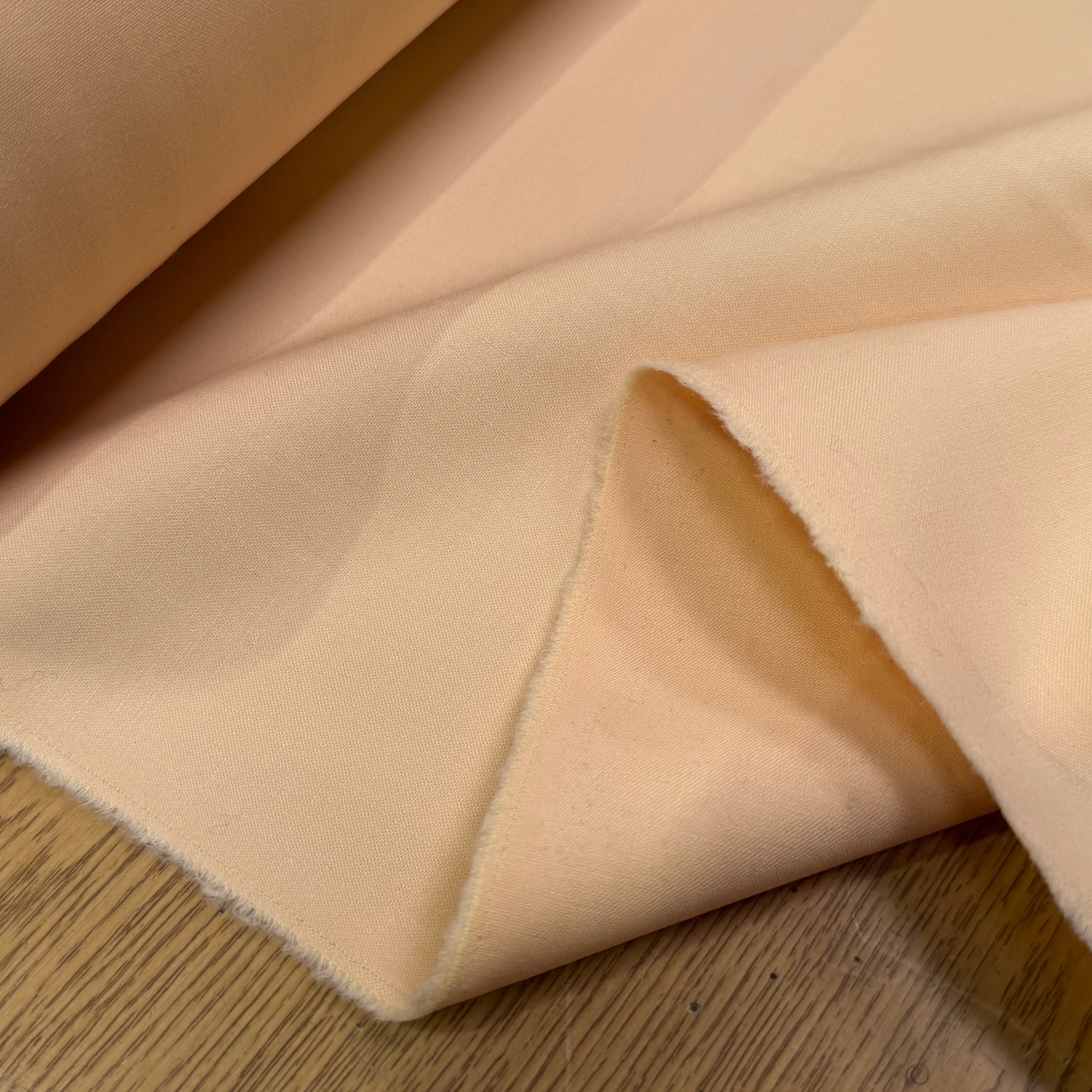 GABARDINE DE LAINE PECHE PASTEL - My Little Coupon