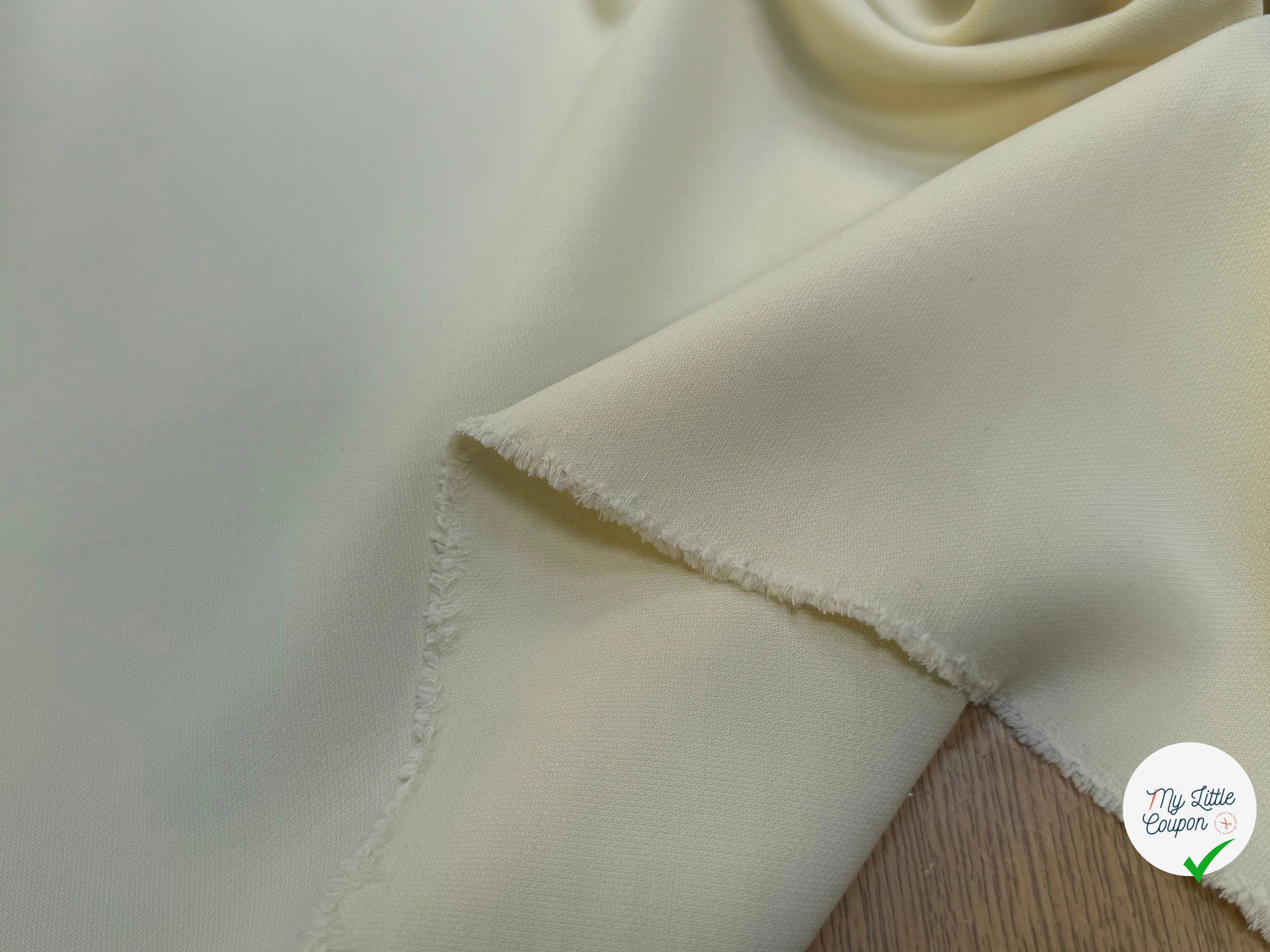 GABARDINE DE LAINE STRETCH VANILLE 80% LAINE TRÈS BELLE TENUE - My Little Coupon