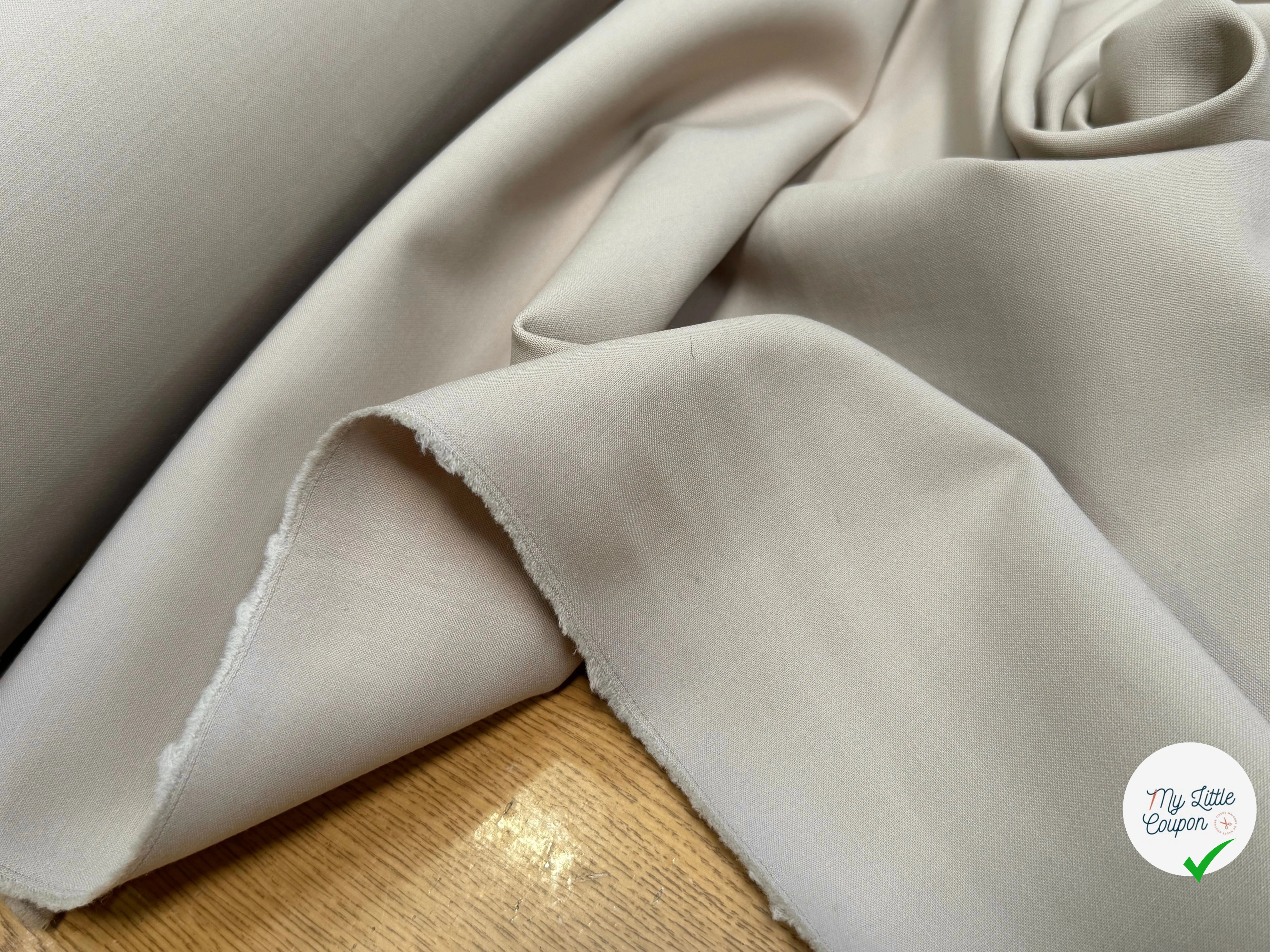 GABARDINE DE LAINE ULTRA BEAU TRÈS BELLE TENUE BEIGE PASTEL - My Little Coupon