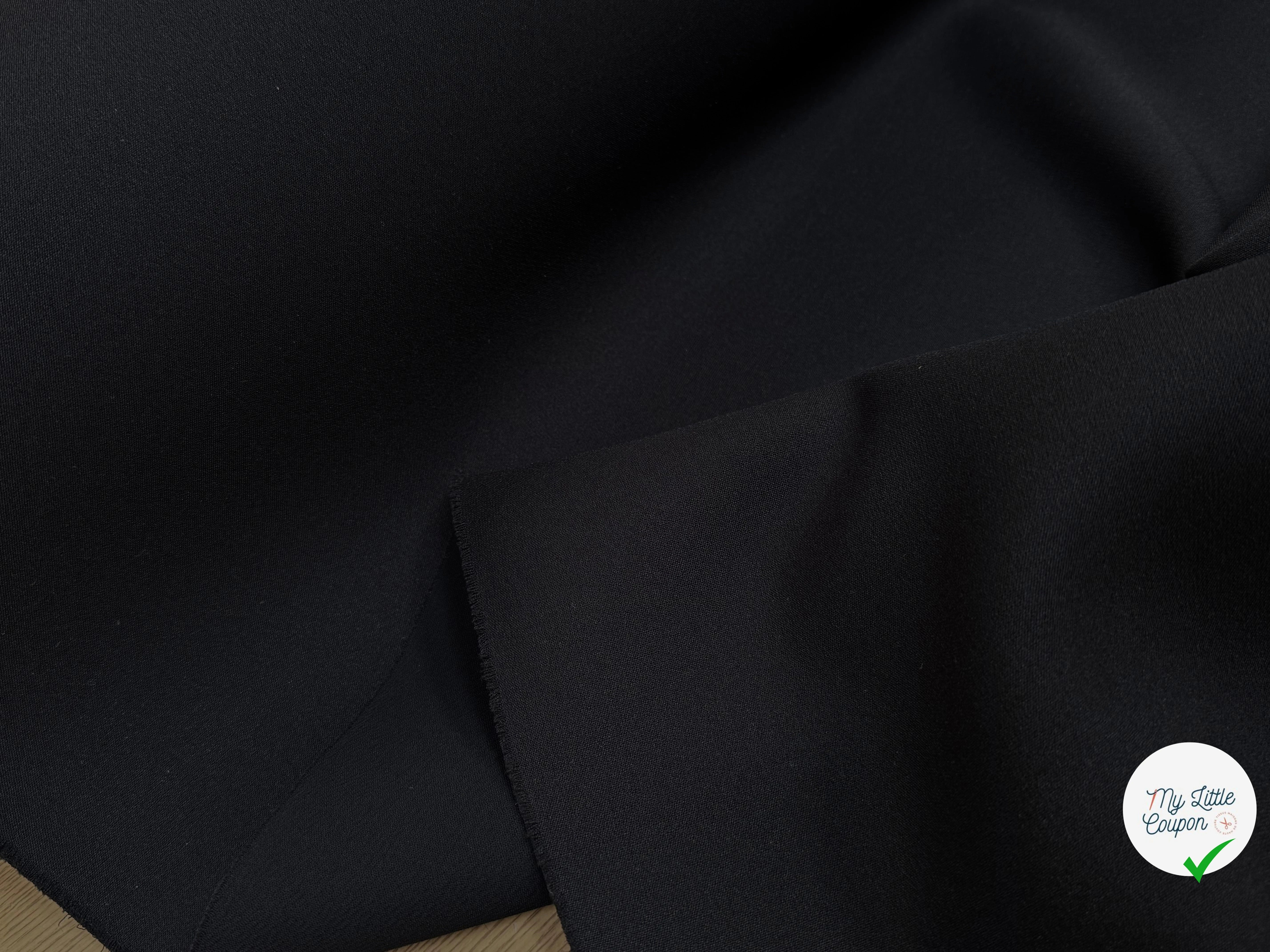 GABARDINE DOUBLE ÉTOFFE TRÈS LÉGÈREMENT SATINÉE NOIR STRETCH - My Little Coupon