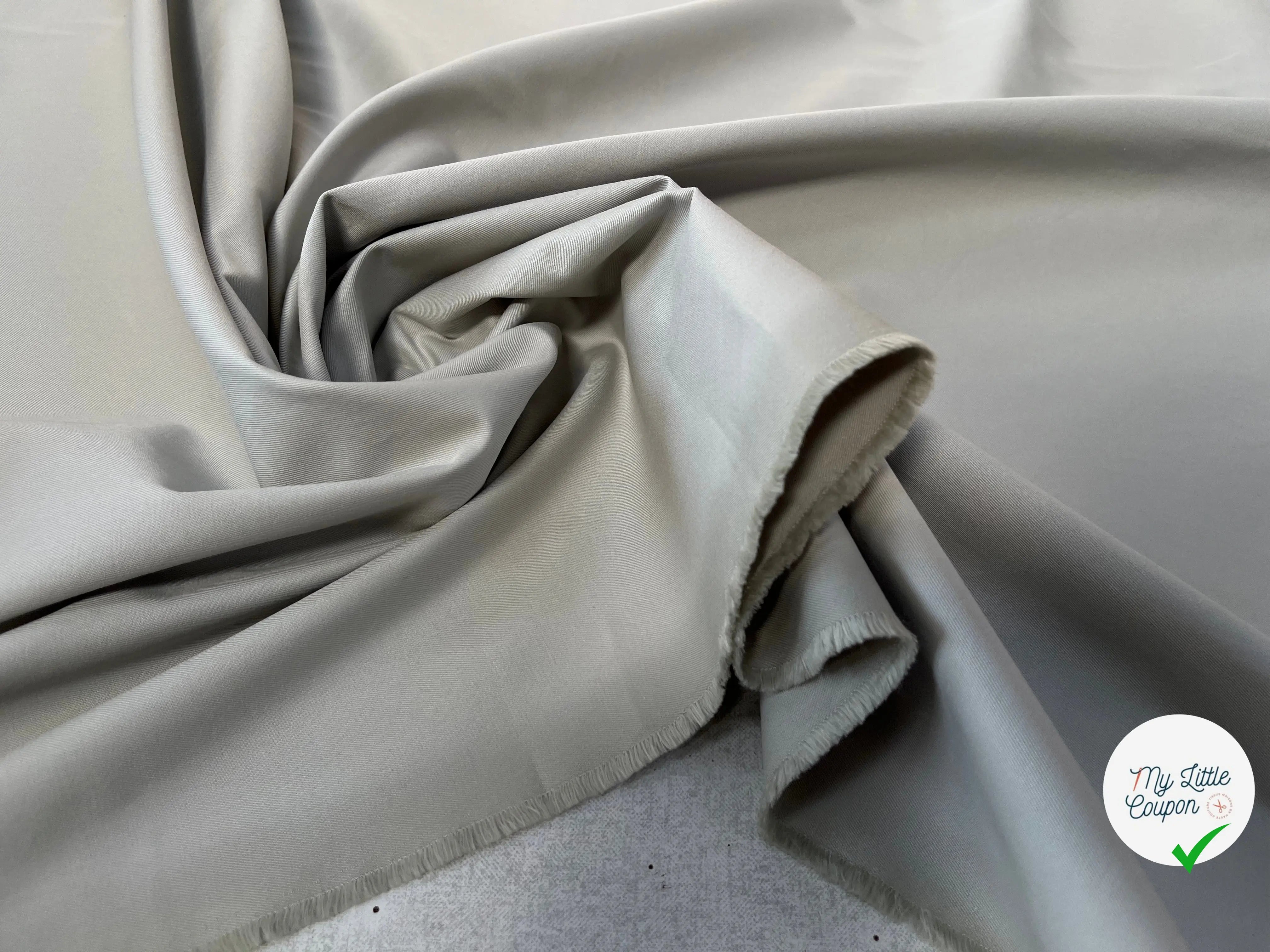 GABARDINE FINEMENT SERGÉE HUITRE - My Little Coupon