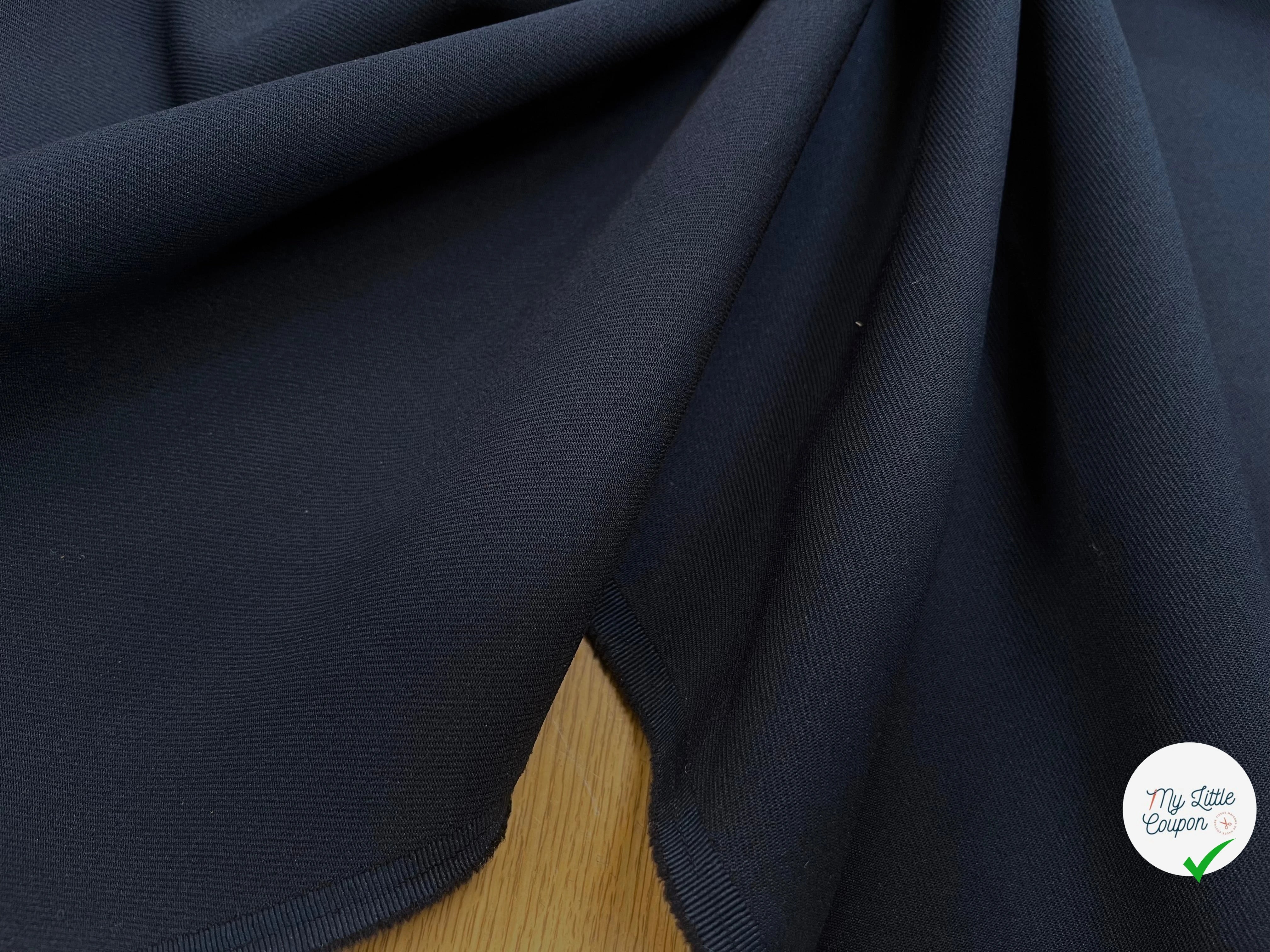 GABARDINE LEGÈREMENT STRIÉE SOUPLE POLYESTER NAVY 130CM - My Little Coupon