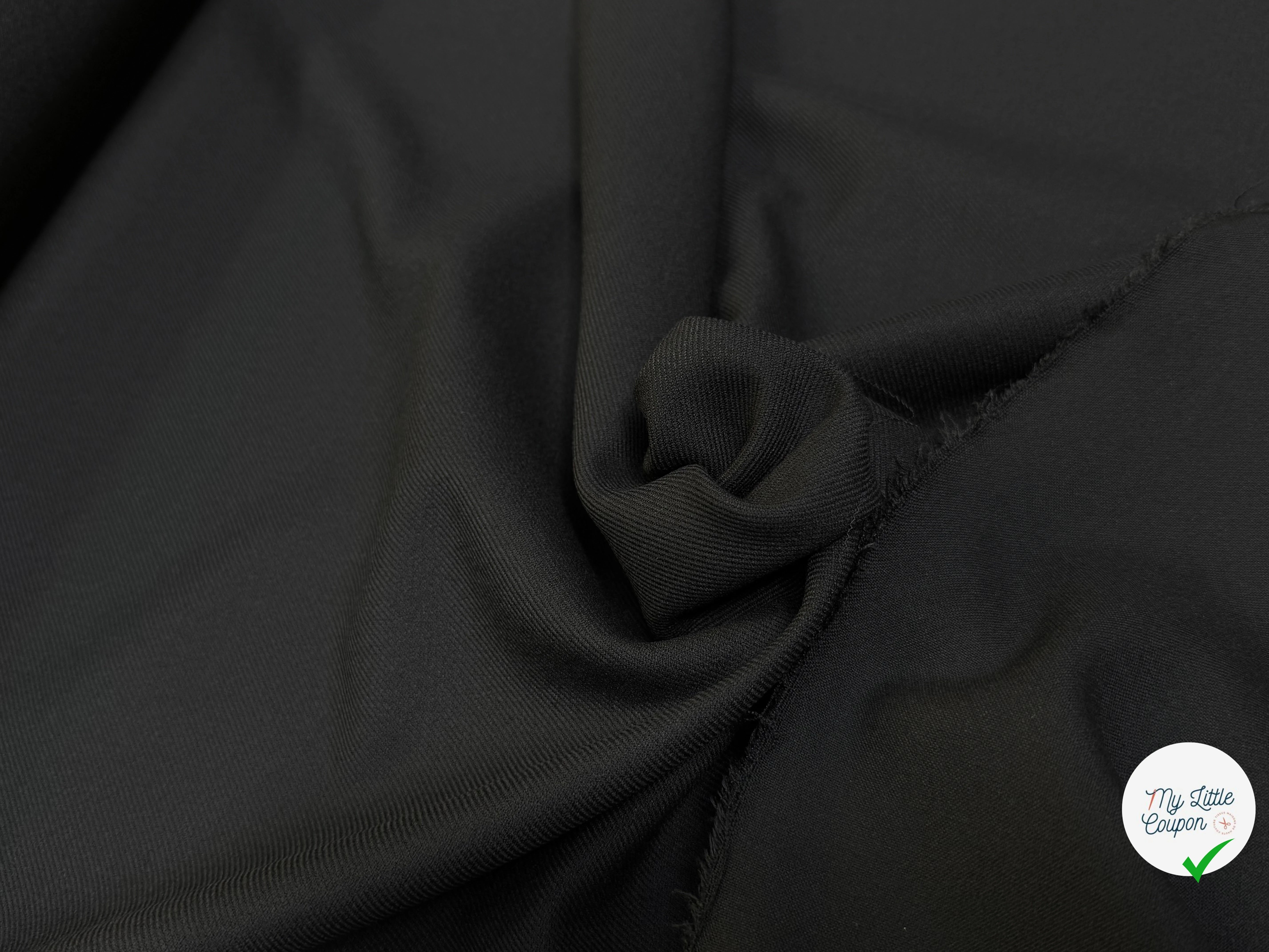 GABARDINE LOURDE POLYCOTON LÉGÈREMENT SATINÉE ET STRIÉE NOIR TRÈS BELLE TENUE - My Little Coupon