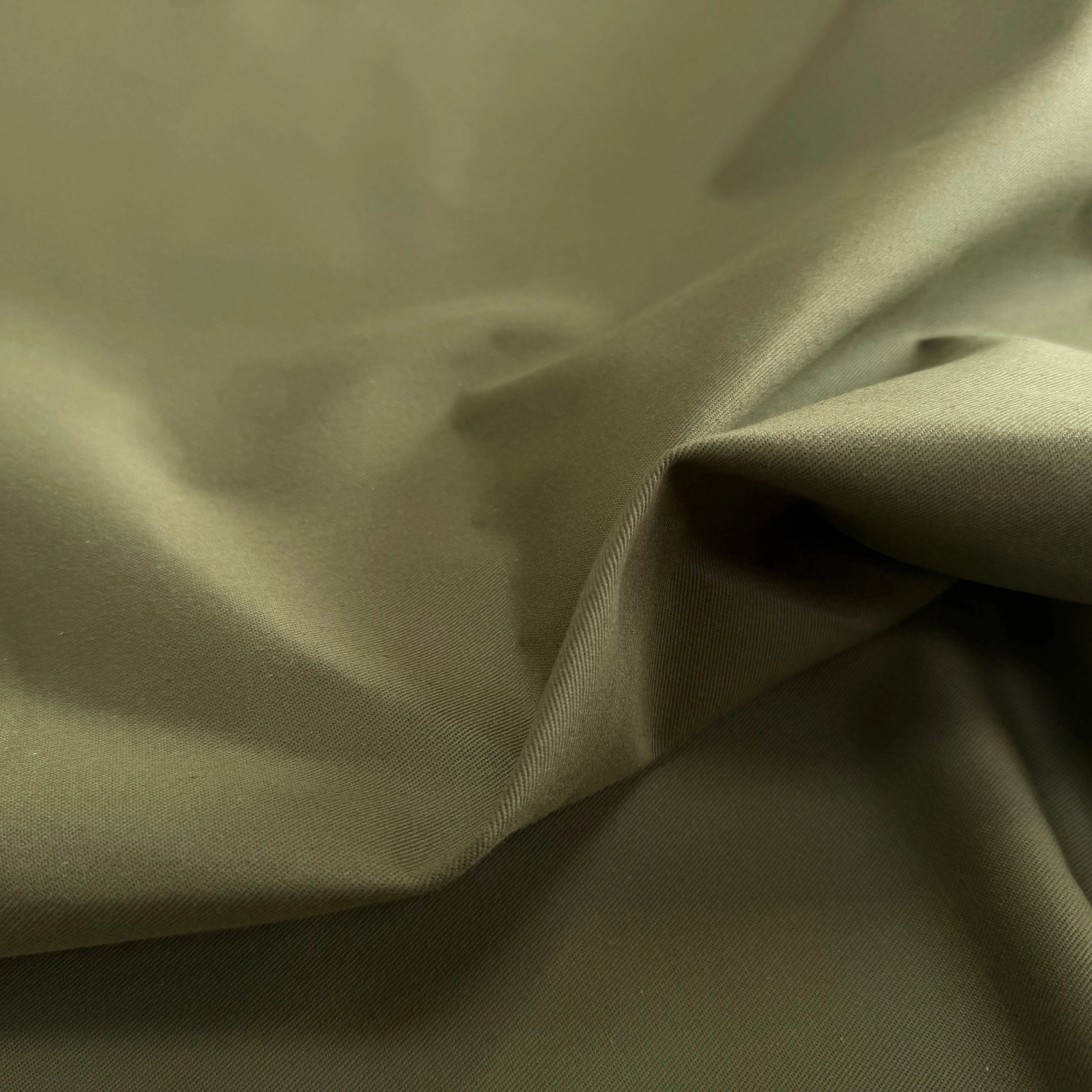 GABARDINE SERGÉE 100% COTON KAKI 842 150 CM - My Little Coupon