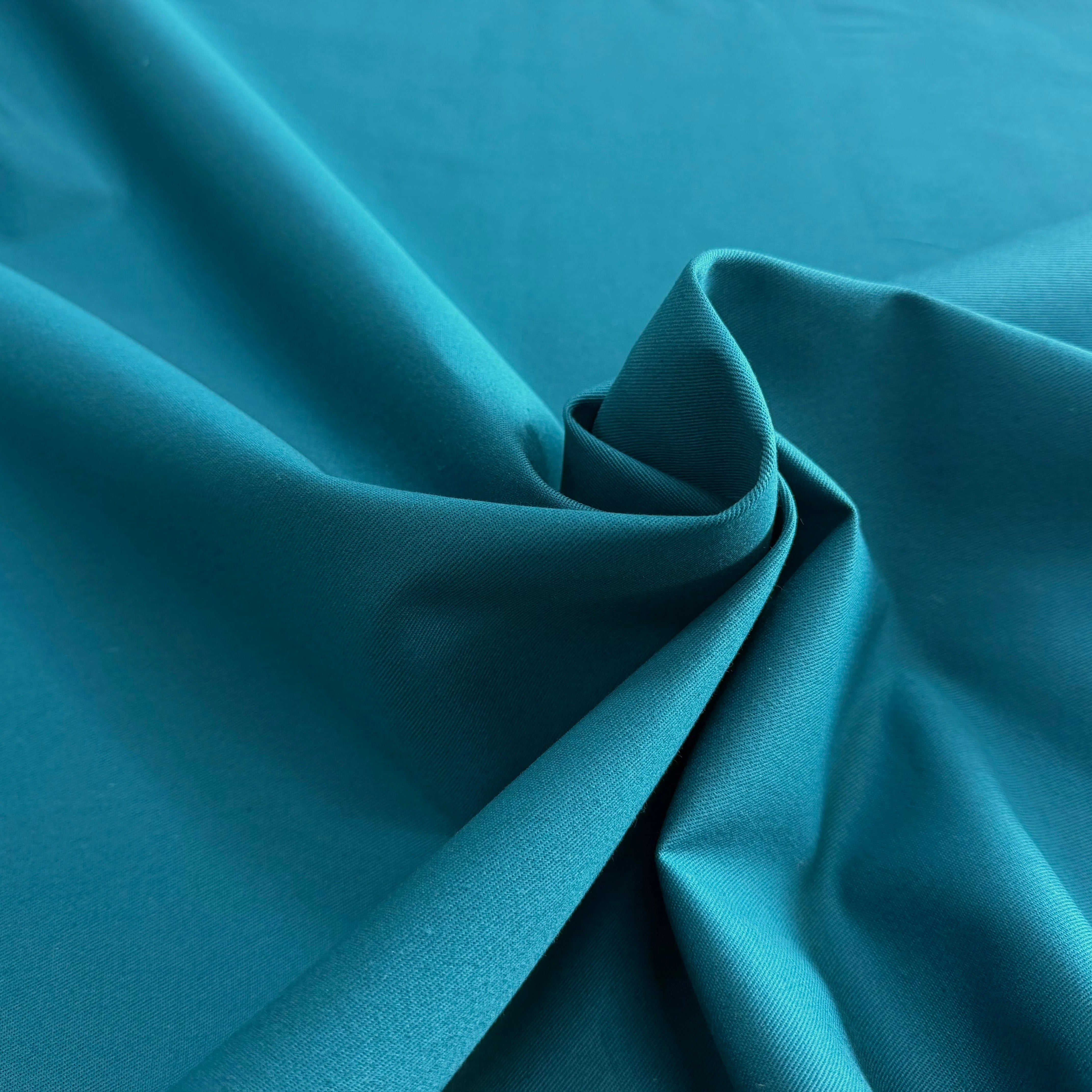 GABARDINE SERGÉE 100% COTON PAON 853 150 CM - My Little Coupon