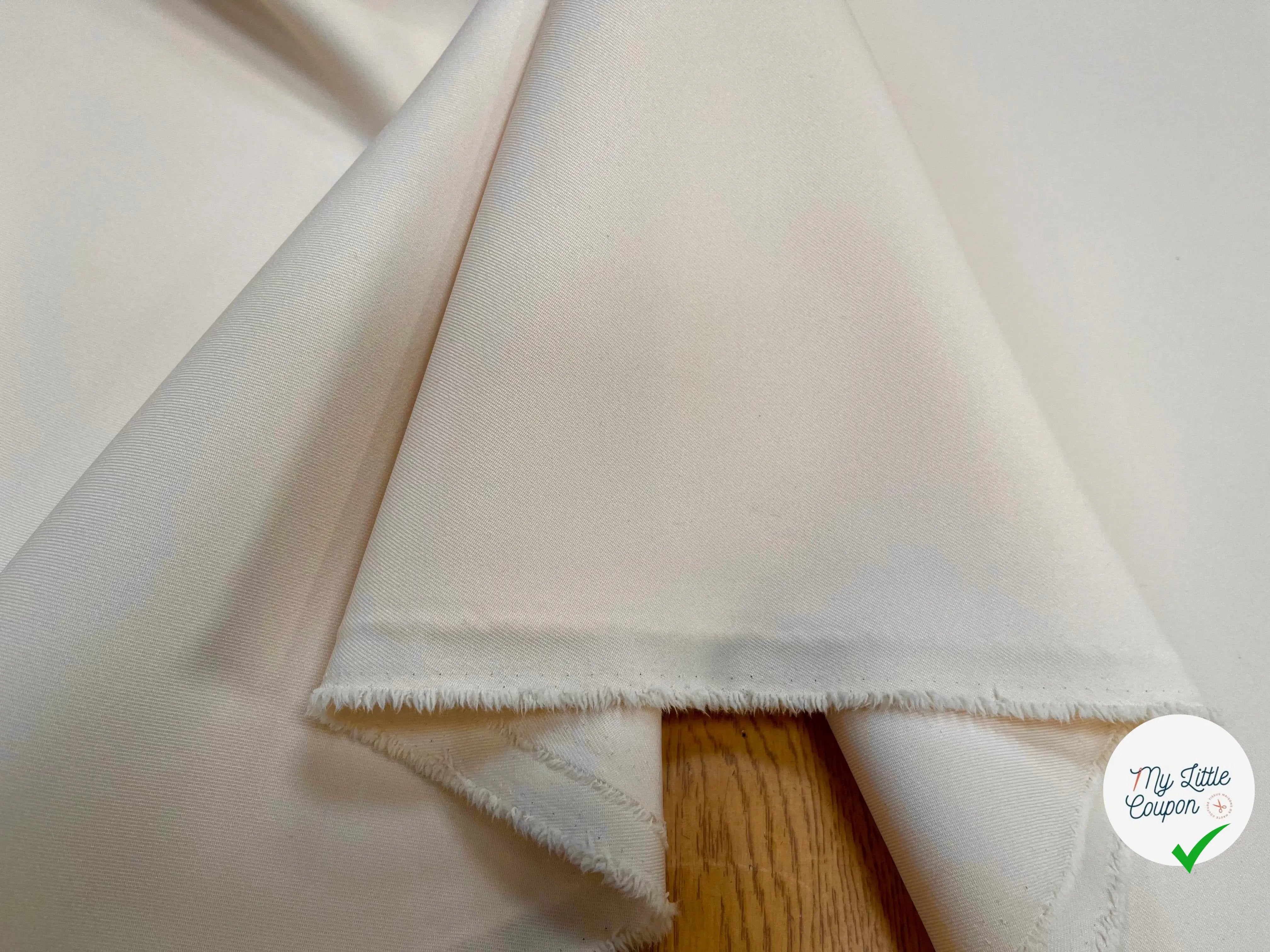 GABRDINE POLYESTER DOUBLE ÉTOFFE JAPON ÉCRU - My Little Coupon