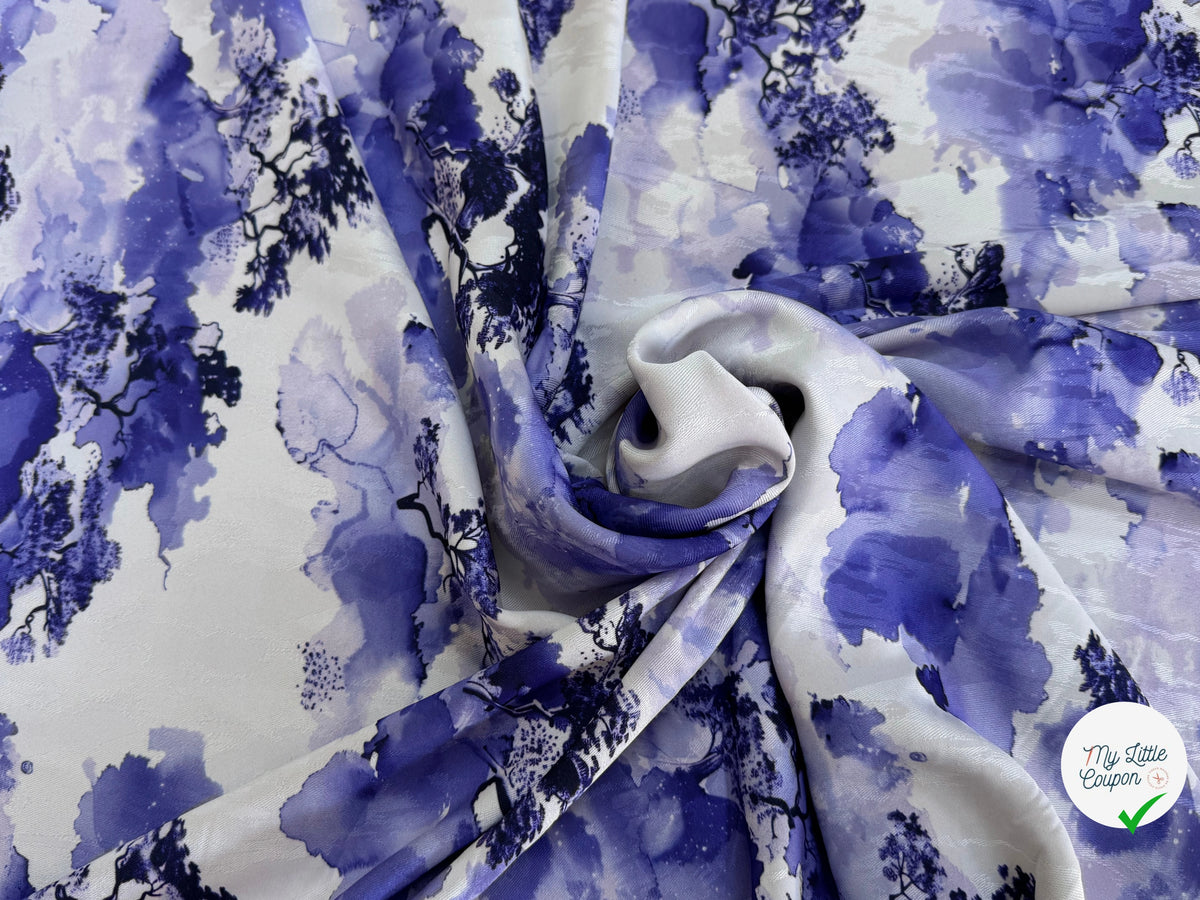 JACQUARD FLUIDE SERGÉ MOTIF ARBRES BLEU FOND ÉCRU - My Little Coupon