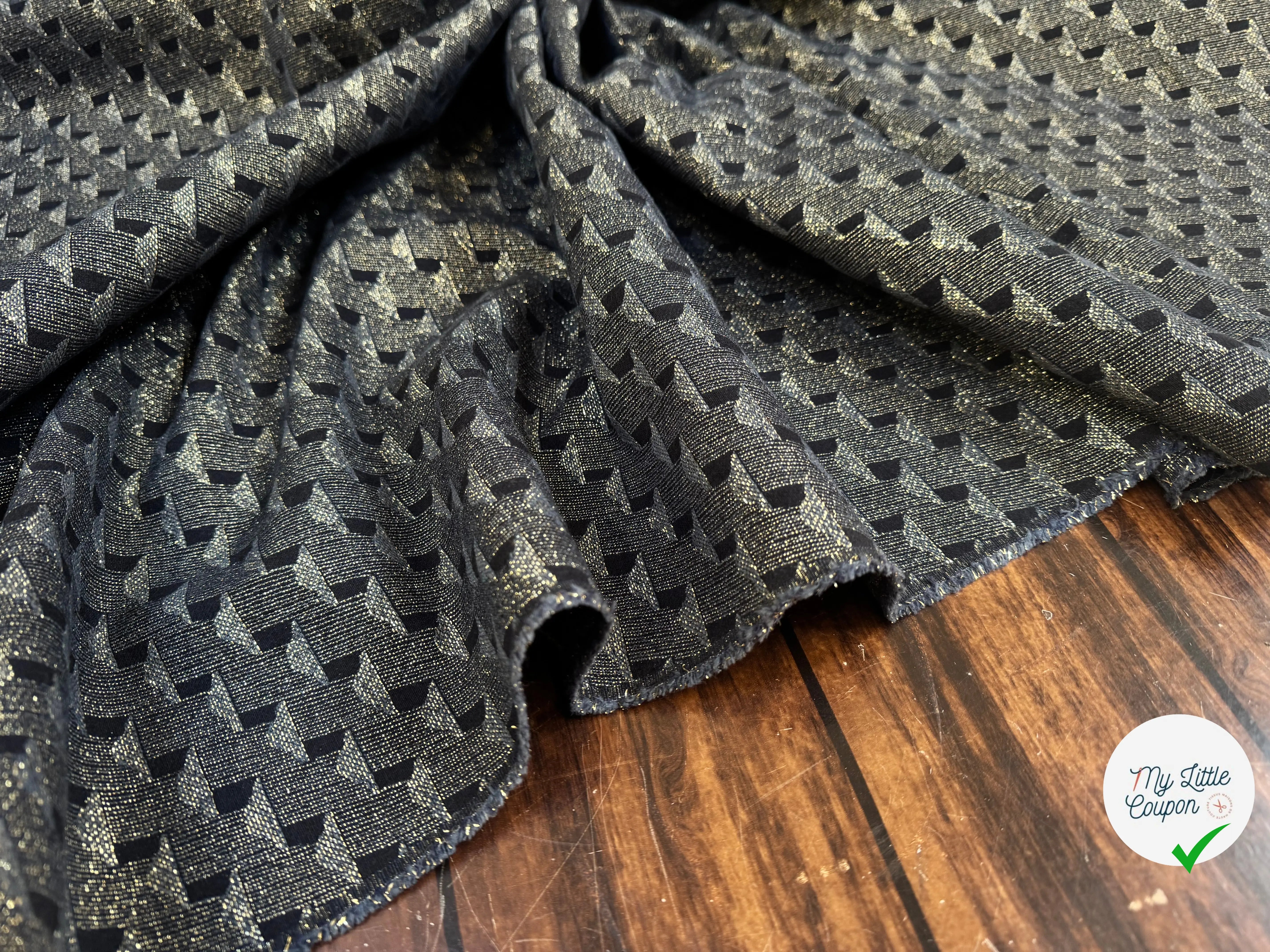 JACQUARD LAMÉ À MOTIF RÉGULIER DIAGONAL - My Little Coupon