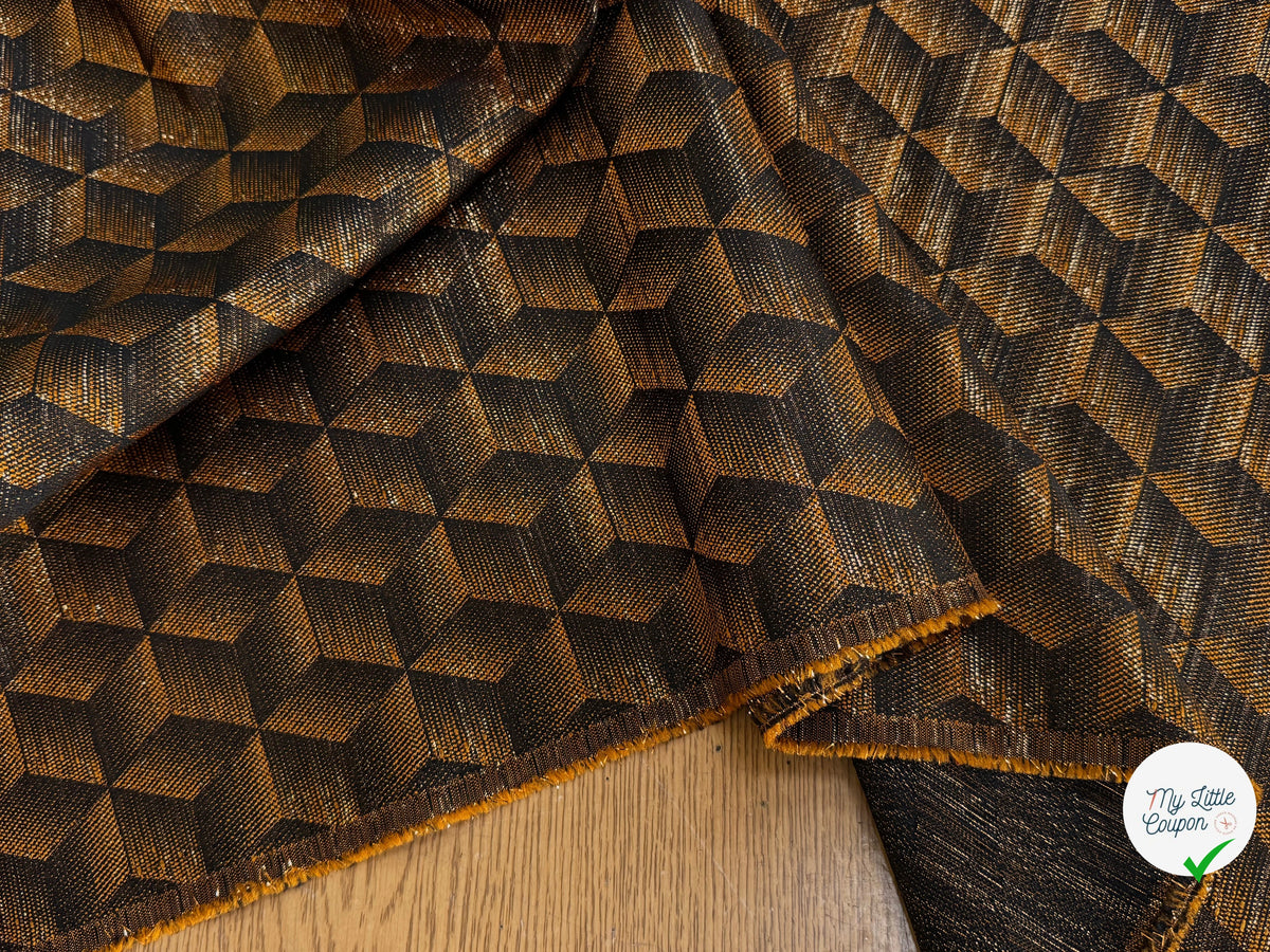 JACQUARD POLYVISCOSE MÉTALLISÉ OR BRILLANT MOTIFS GÉOMÉTRIQUES FOND CARAMEL - My Little Coupon