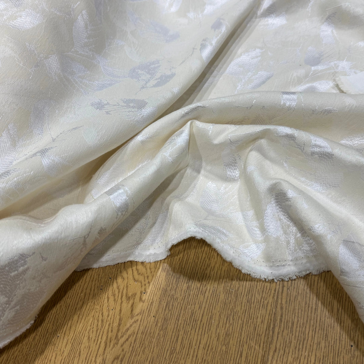 JACQUARD PREMIUM MOTIFS FEUILLAGE FOND ÉCRU - My Little Coupon