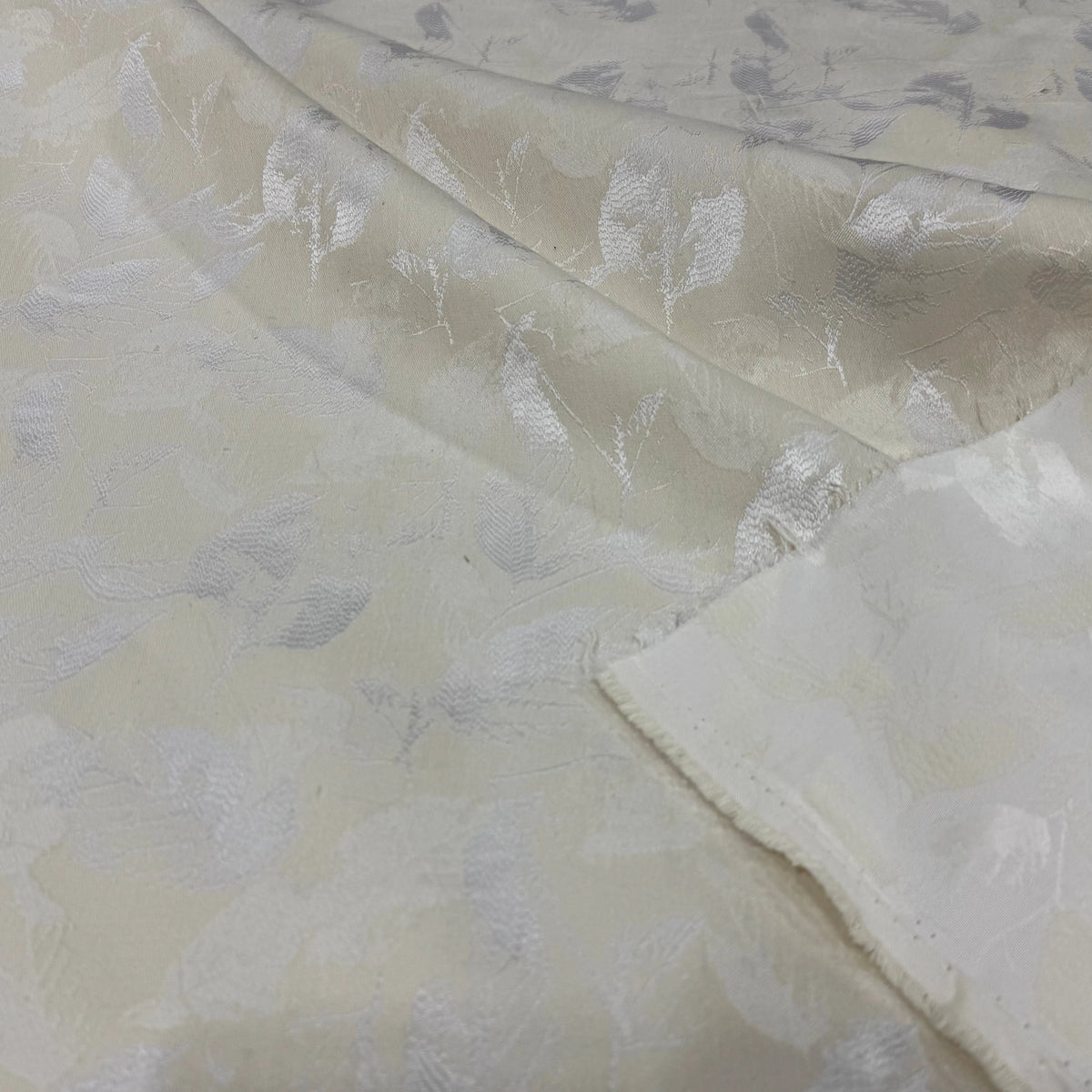 JACQUARD PREMIUM MOTIFS FEUILLAGE FOND ÉCRU - My Little Coupon