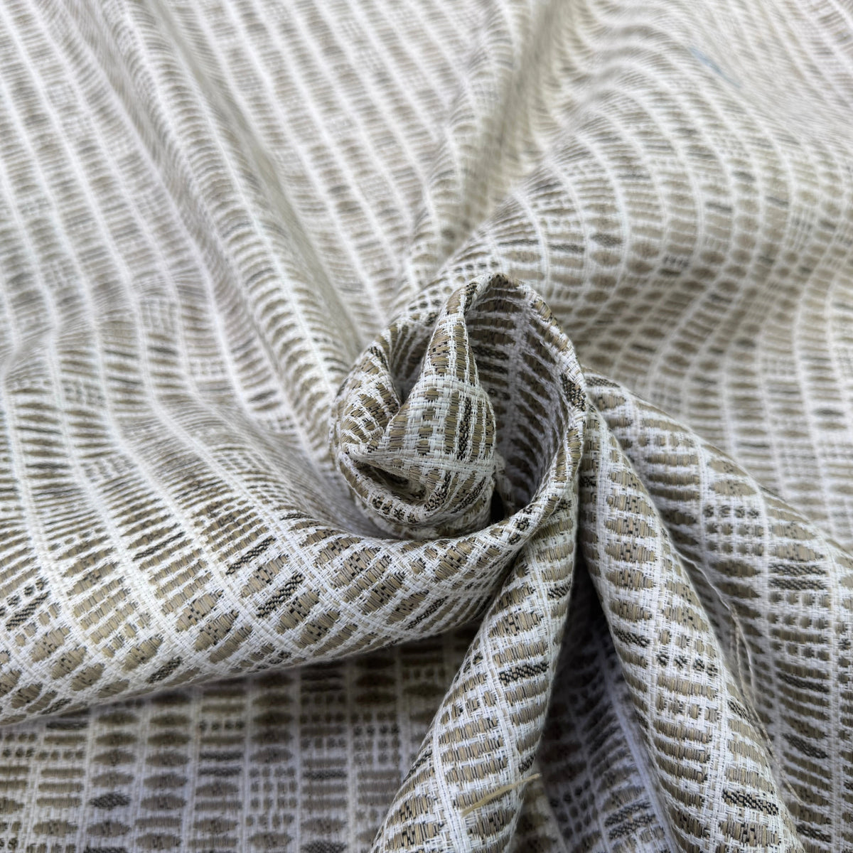 JACQUARD QUINOA ALLOVER COLORIS LIN 140 CM - My Little Coupon