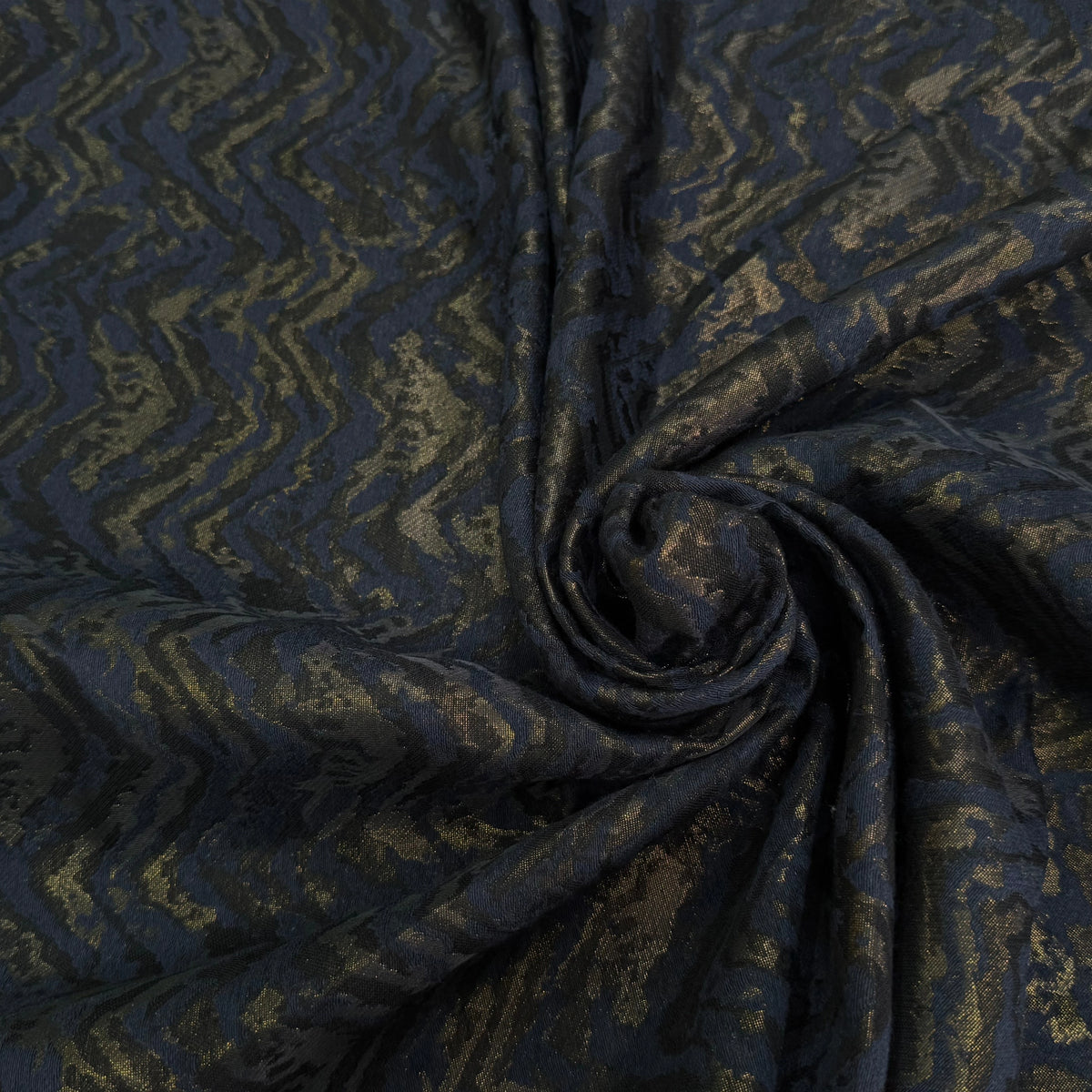 JACQUARD SATINÉ MÉTALLISÉ ZIGZAG SERPENTIN OR ET MARINE ULTRA BEAU - My Little Coupon