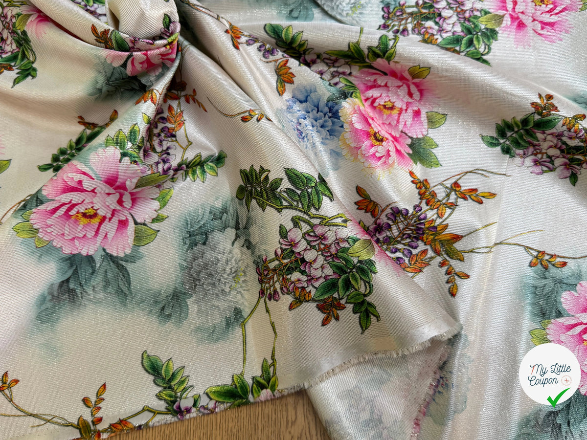 JACQUARD SATINÉ MOTIFS FLORAUX MULTICOLORE VERT ET ROSE FOND ÉCRU - My Little Coupon