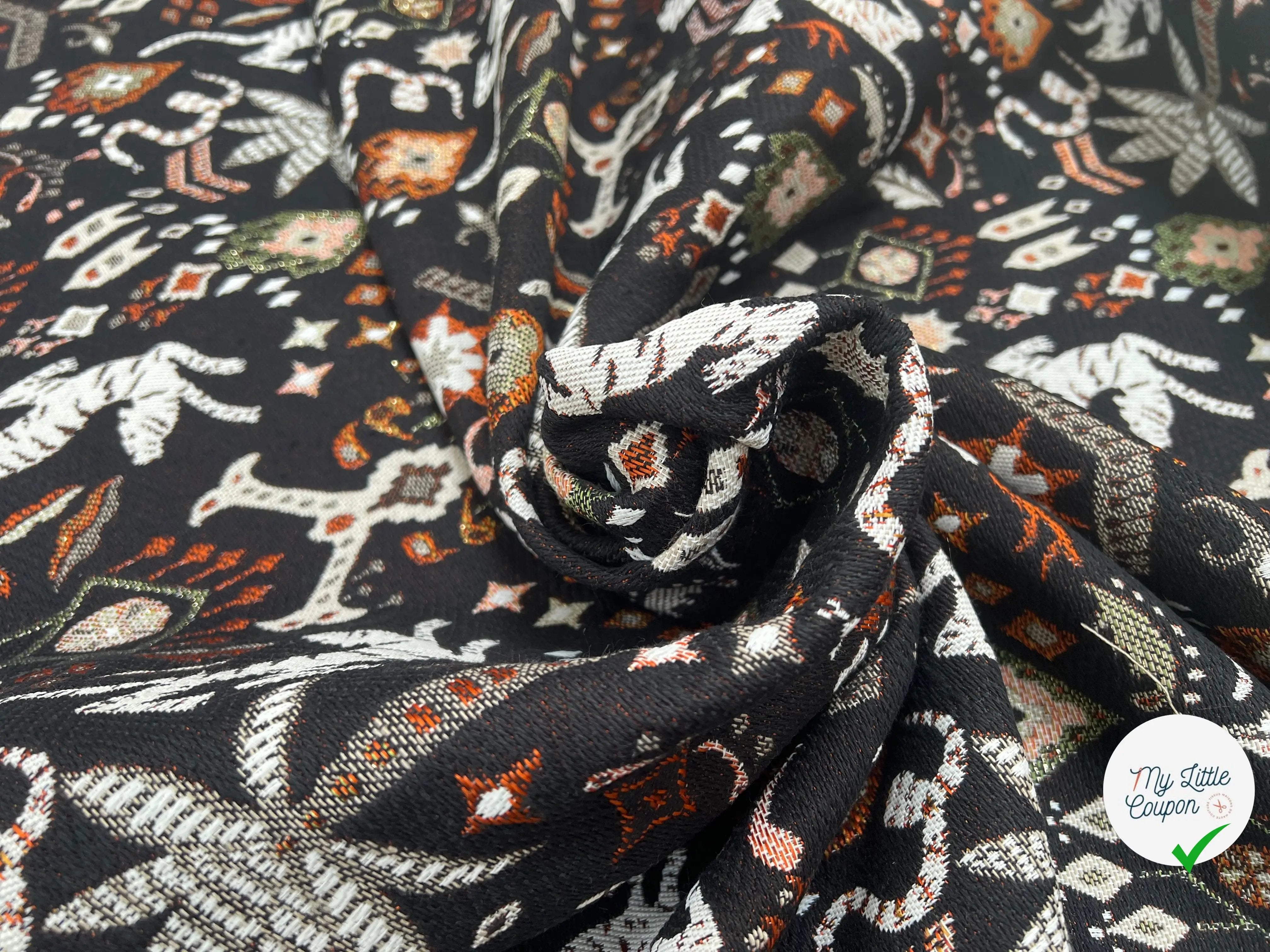 JACQUARD TISSÉ TEINT TIBET ALLOVER NOIR ORANGE - My Little Coupon
