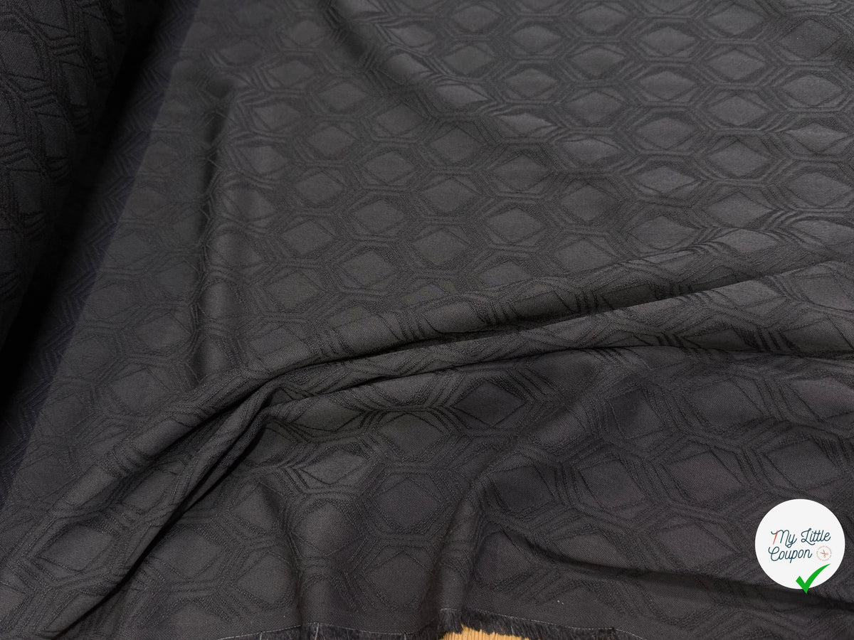 Tissu jacquard viscose laine géométrique noir - détail de la trame