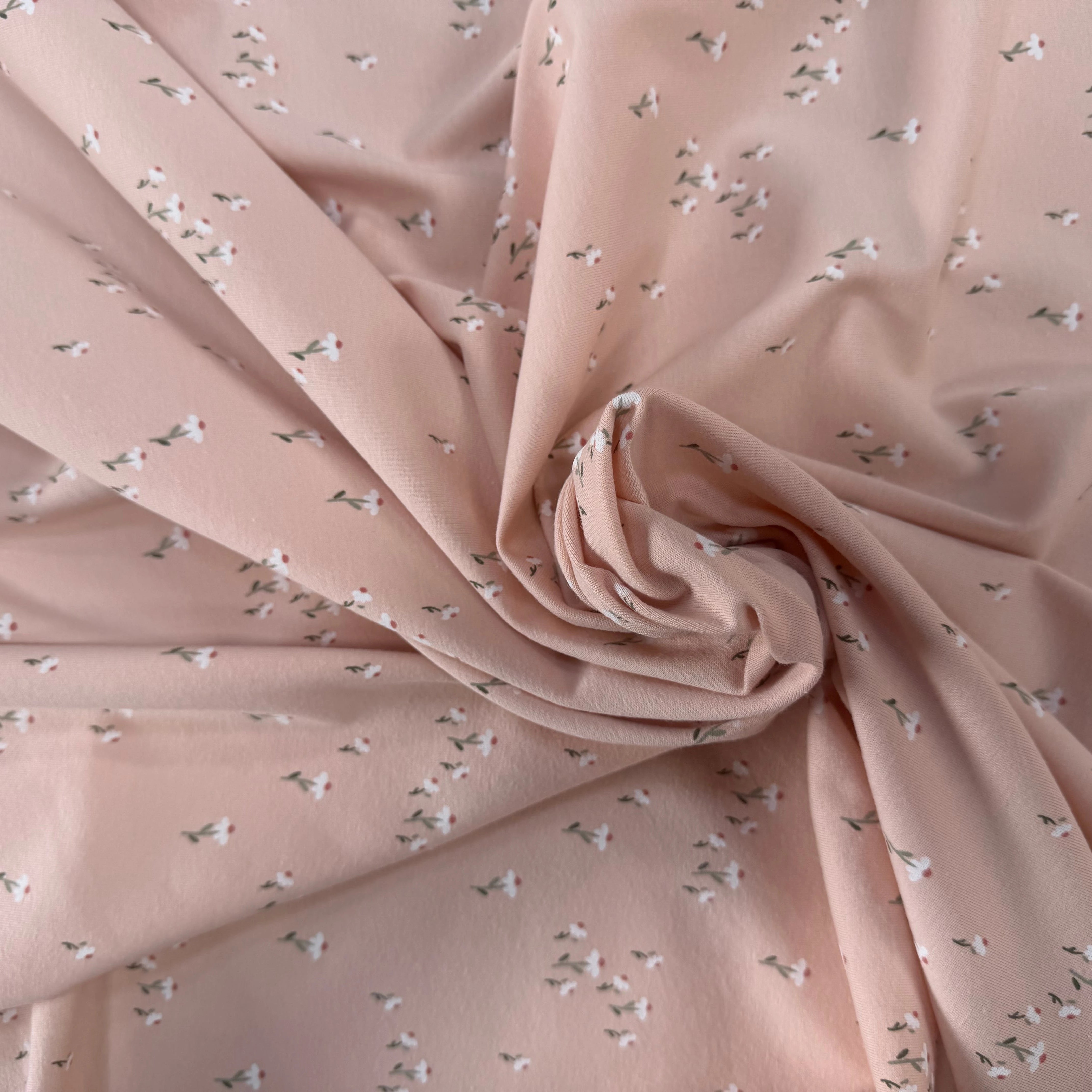 JERSEY DE COTON FLEURS ROSE POUDRÉ - My Little Coupon
