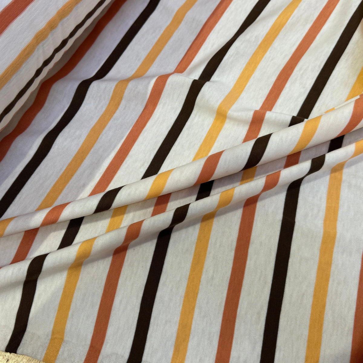 JERSEY DE COTON SUPER DOUX STRETCH RAYURES MULTICOLORES ORANGE JAUNE NOIR FABRICATION RÉGION DE TROYES 🇫🇷 - My Little Coupon