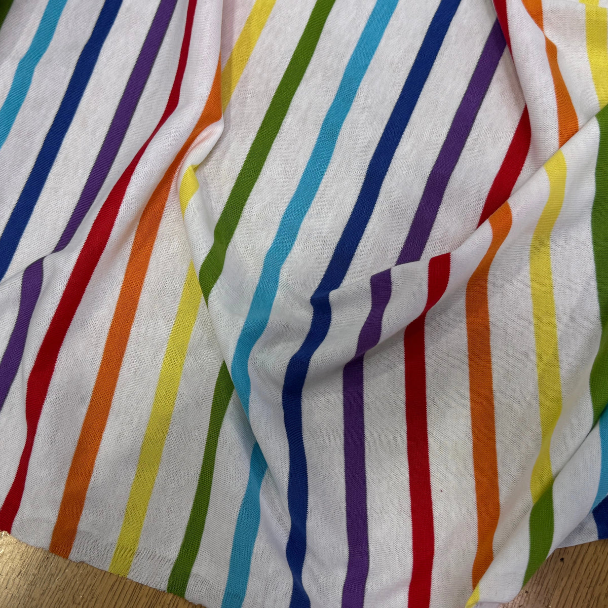 JERSEY DE COTON SUPER LÉGER STRETCH MULTICOLORE ARC-EN-CIEL FABRICATION RÉGION DE TROYES 🇫🇷 - My Little Coupon