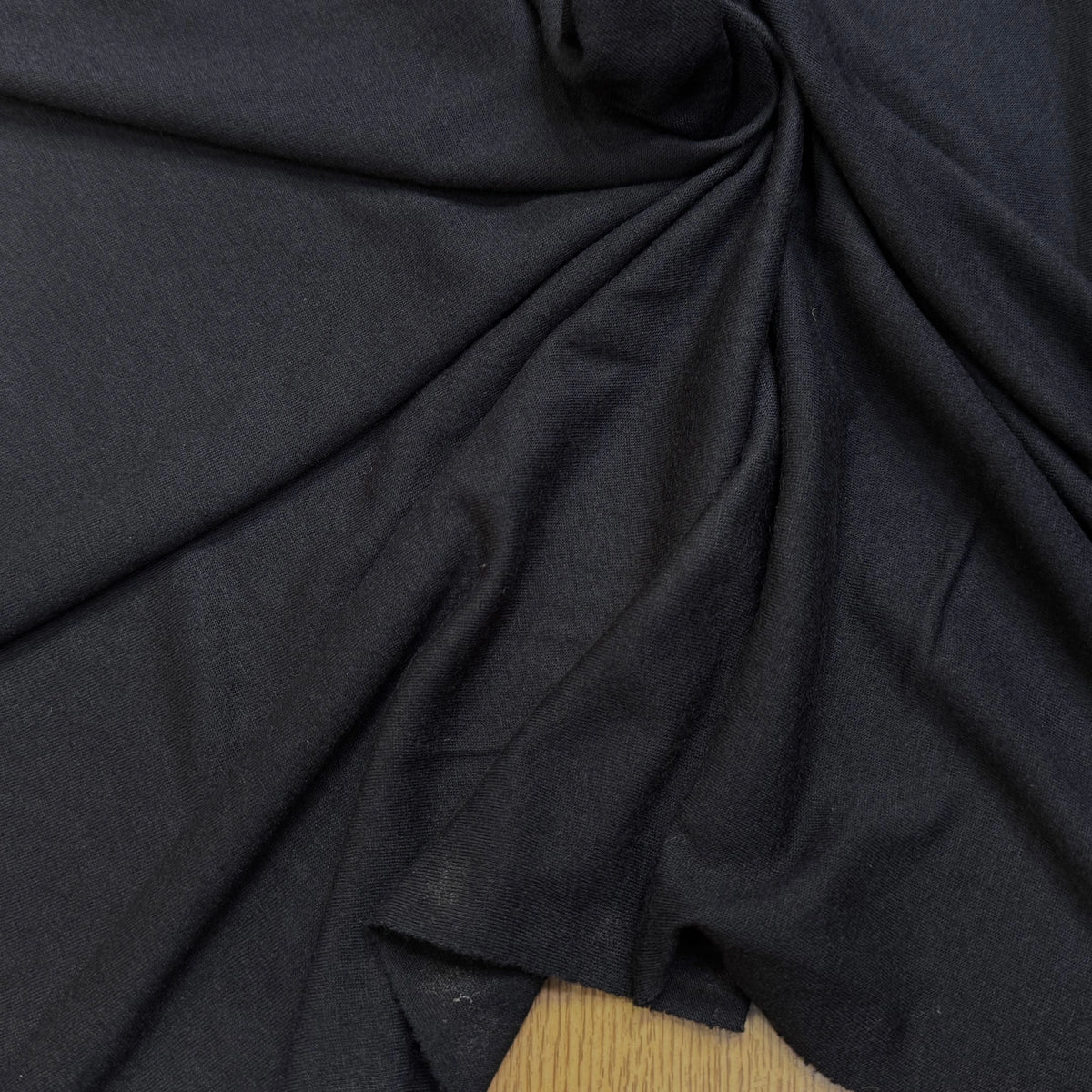 JERSEY DE LAINE LÉGER ET MOELLEUX NOIR STRETCH 100% LAINE - My Little Coupon