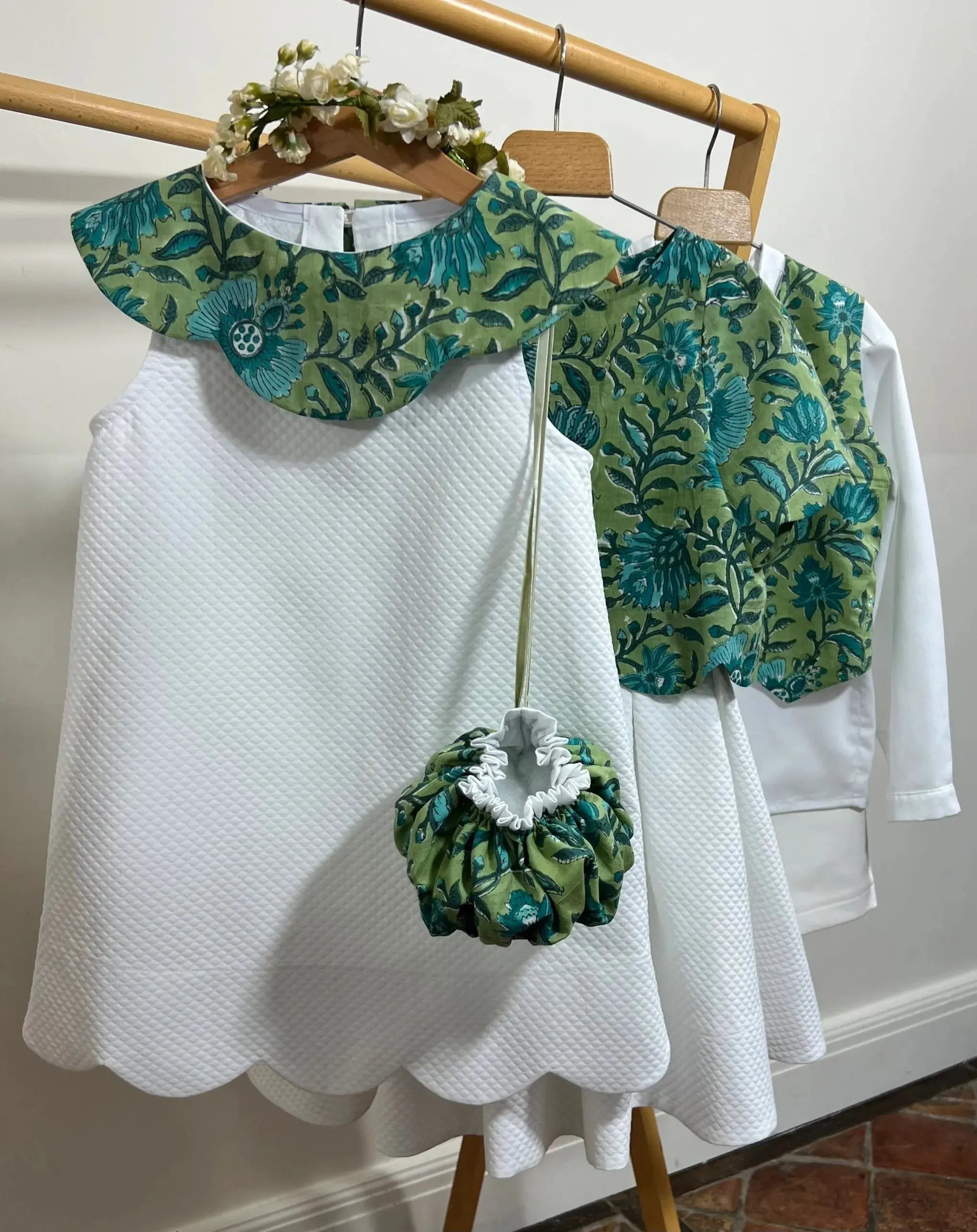 Justine, robe et top à pétales - L'Enfant Roi - My Little Coupon