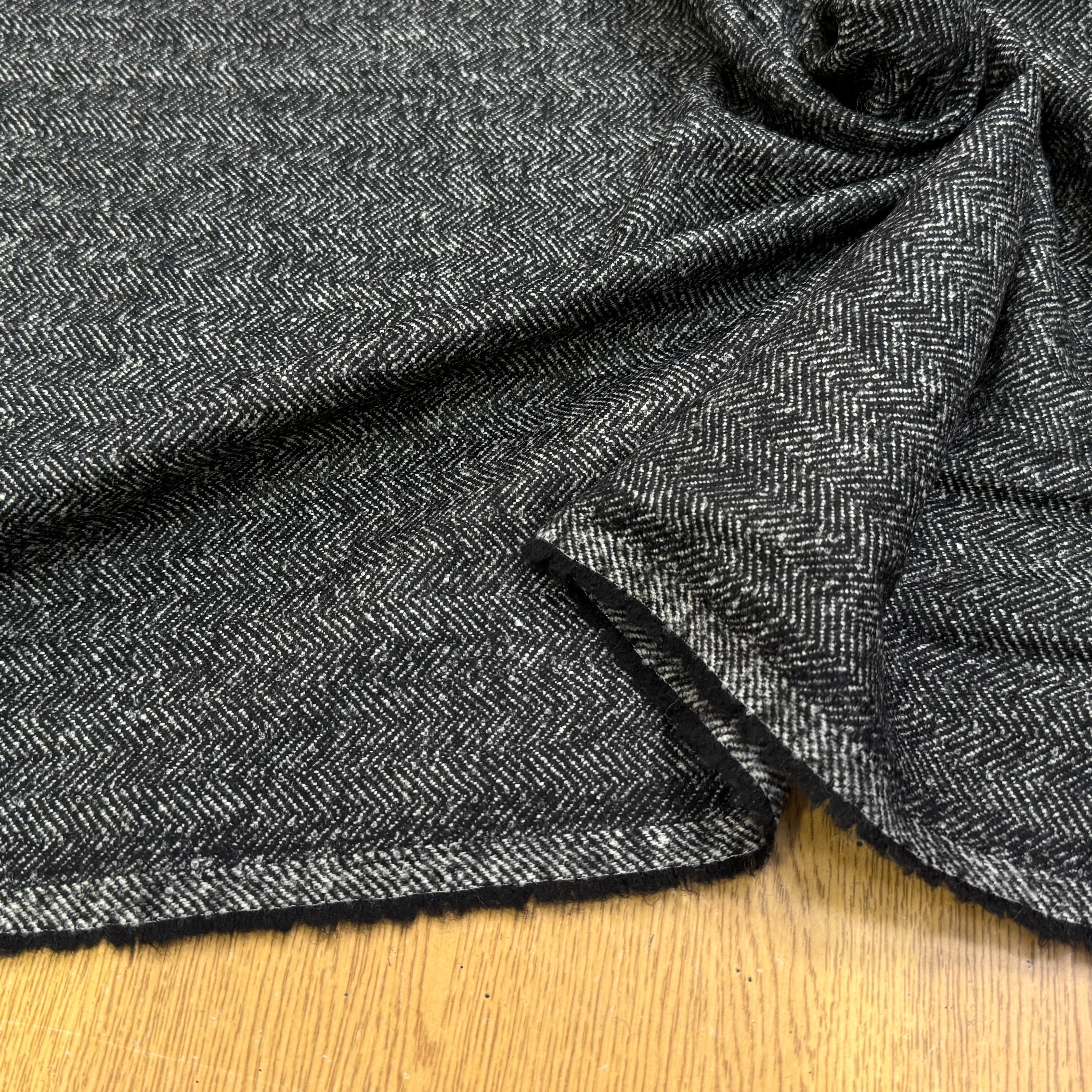 DRAPERIE CHEVRON DE LAINE GRIS CHINÉ TOUCHER DOUX - My Little Coupon
