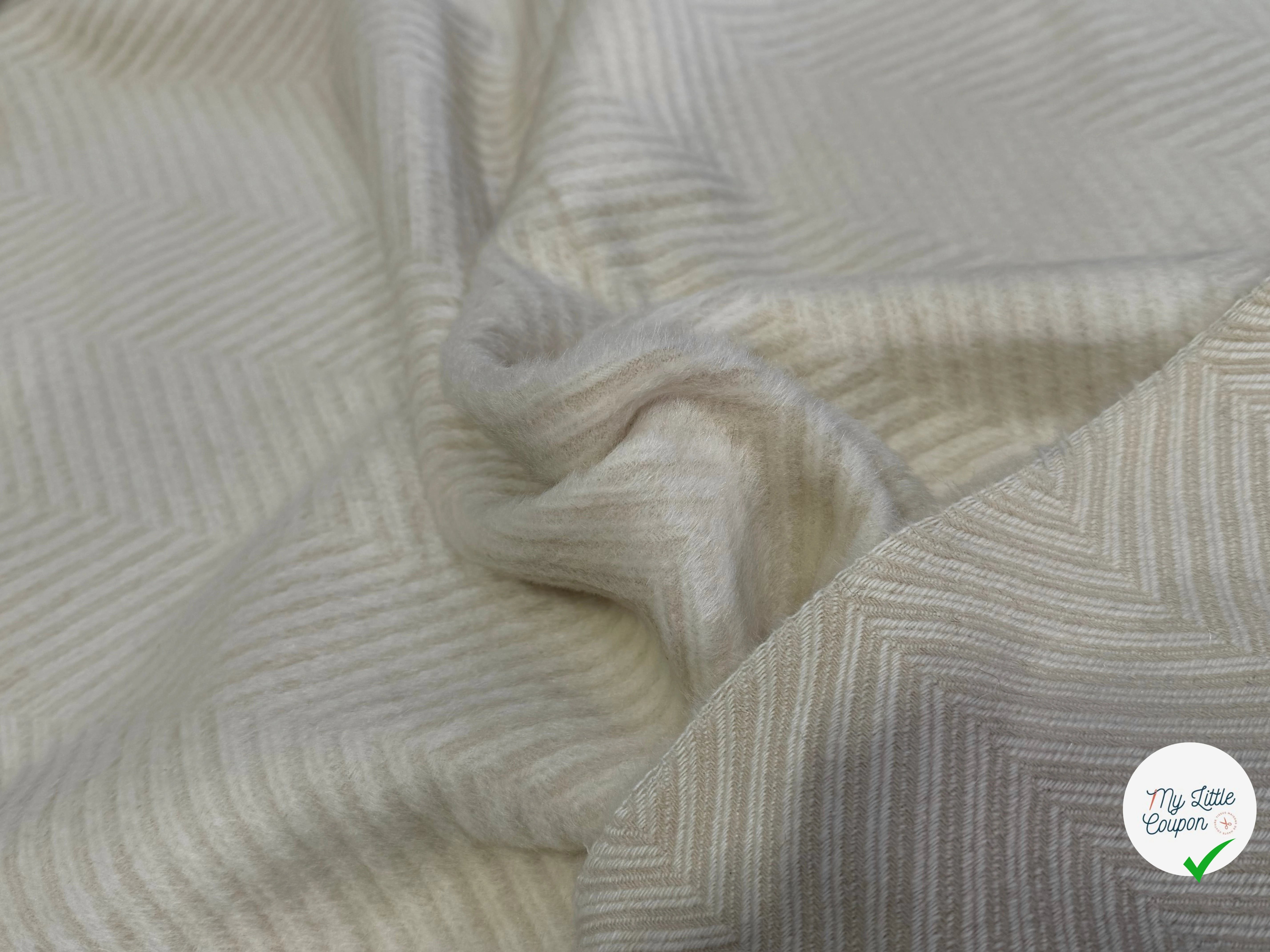 LAINAGE MANTEAU CHEVRON POILS COURT ULTRA DOUX ET BEAU BEIGE - My Little Coupon
