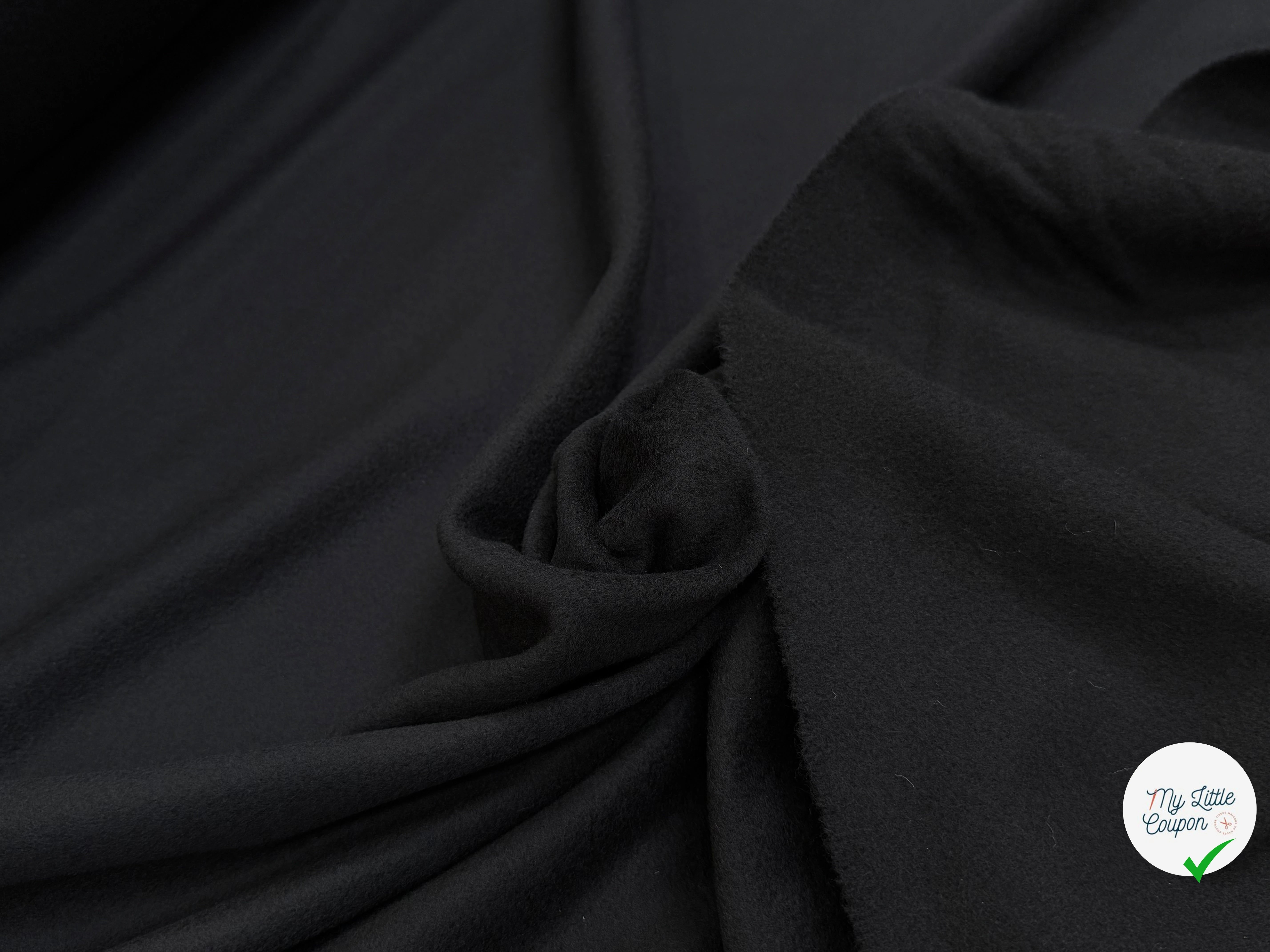 LAINAGE MANTEAU POILS DOUX NOIR - My Little Coupon