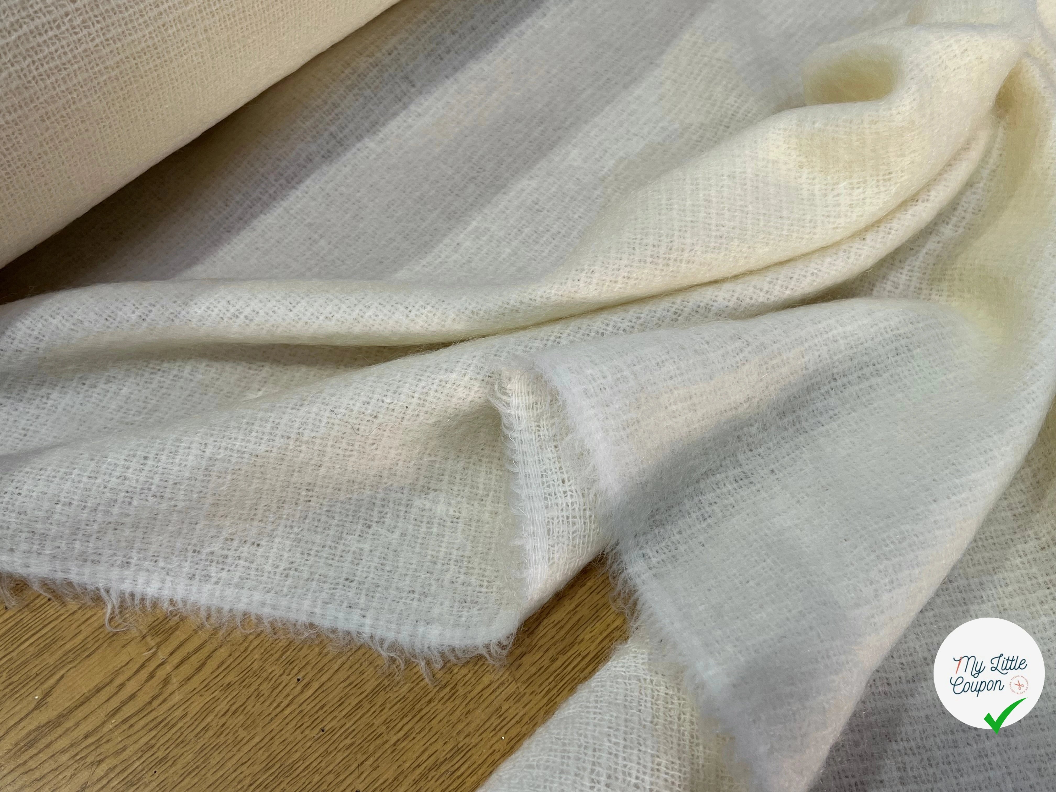 LAINAGE MOHAIR ET LAINE VIERGE BLANC CASSÉ ULTRA CHIC - My Little Coupon