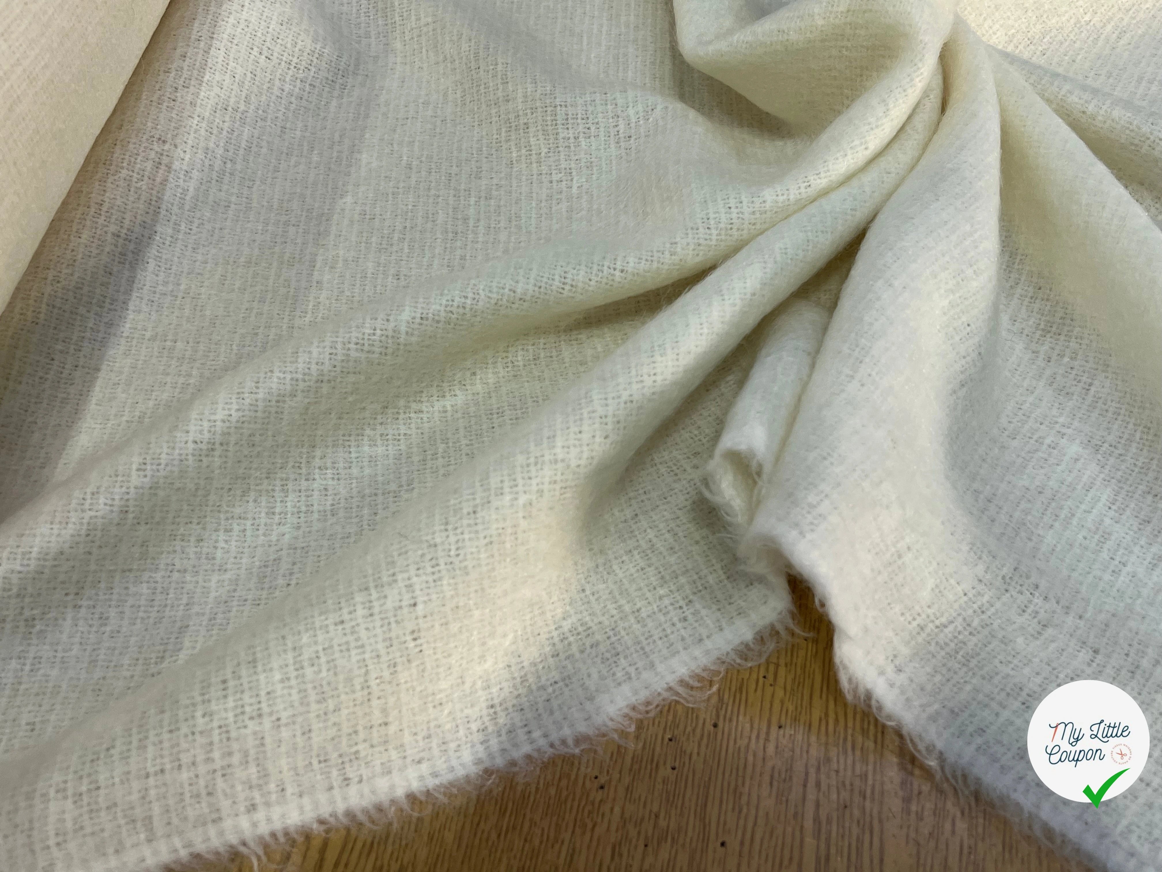 LAINAGE MOHAIR ET LAINE VIERGE BLANC CASSÉ ULTRA CHIC - My Little Coupon