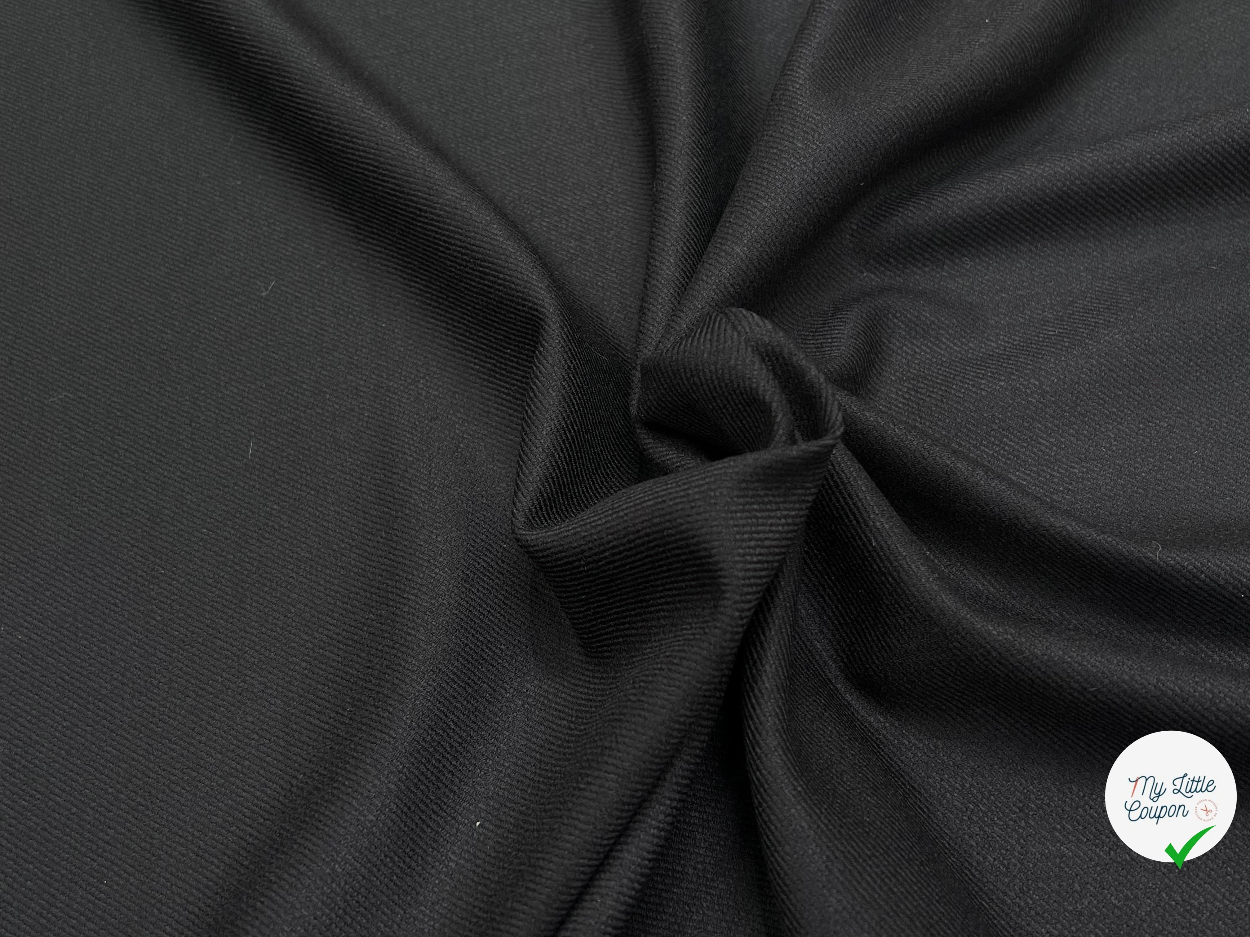 LAINAGE SERGÉ STRETCH LOURD ET FLUIDE SUBLIME NOIR 98% LAINE - My Little Coupon